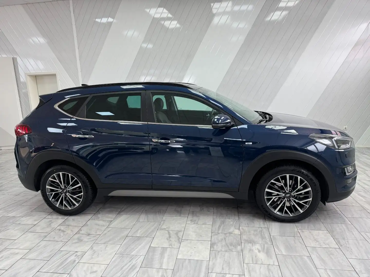 Hyundai TUCSON 1.6 CRDi Premium 4WD A/T 360° Kamera AHK Bleu - 1