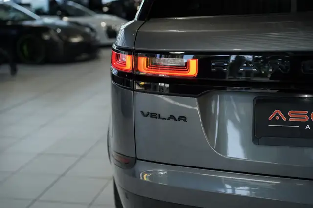 Land Rover Range Rover Velar view 12