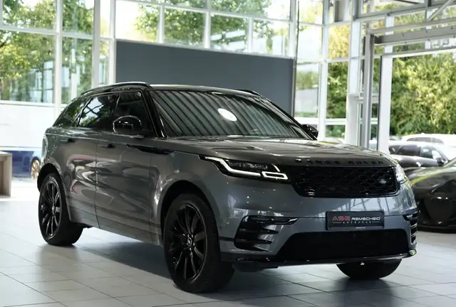 Land Rover Range Rover Velar view 6