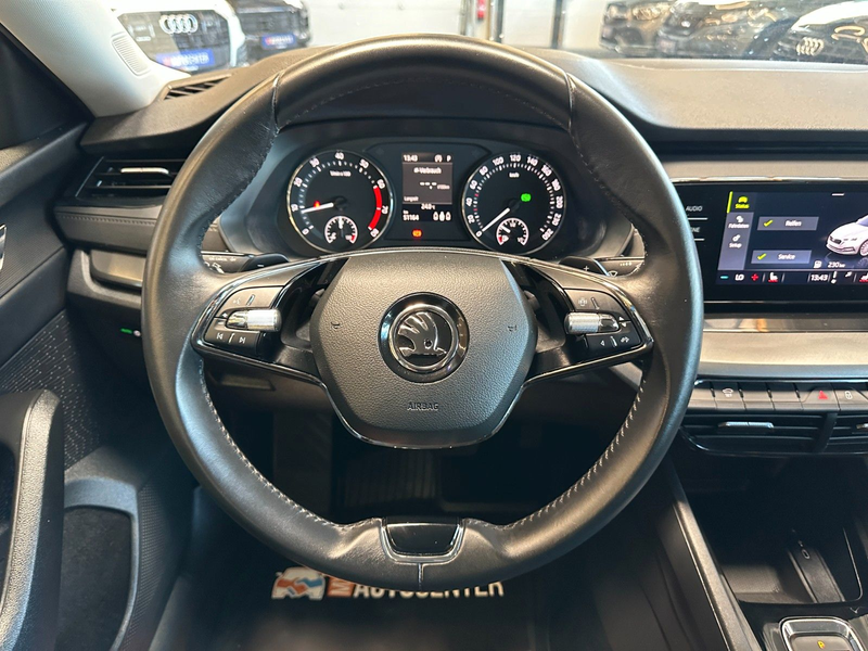 Skoda Octavia Lim. *LED*NAVI*AHK*Standh* — photo 9