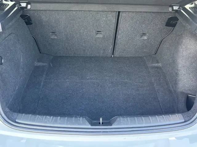 BMW 1 Series view 13