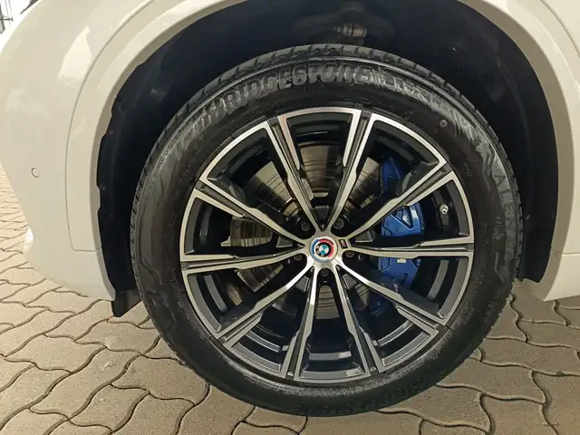 BMW X5 X-DRIVE 45E Ansicht 12