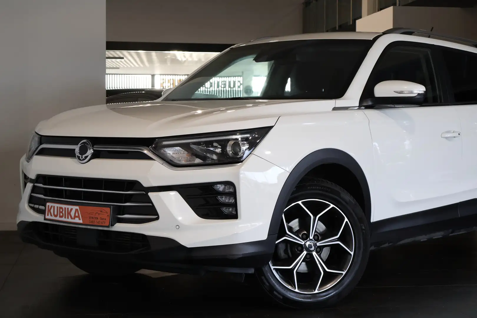 SsangYong Korando 1.5 T-GDi  Aut Navi Cam LijnA Acc Keyless Garantie Blanc - 2