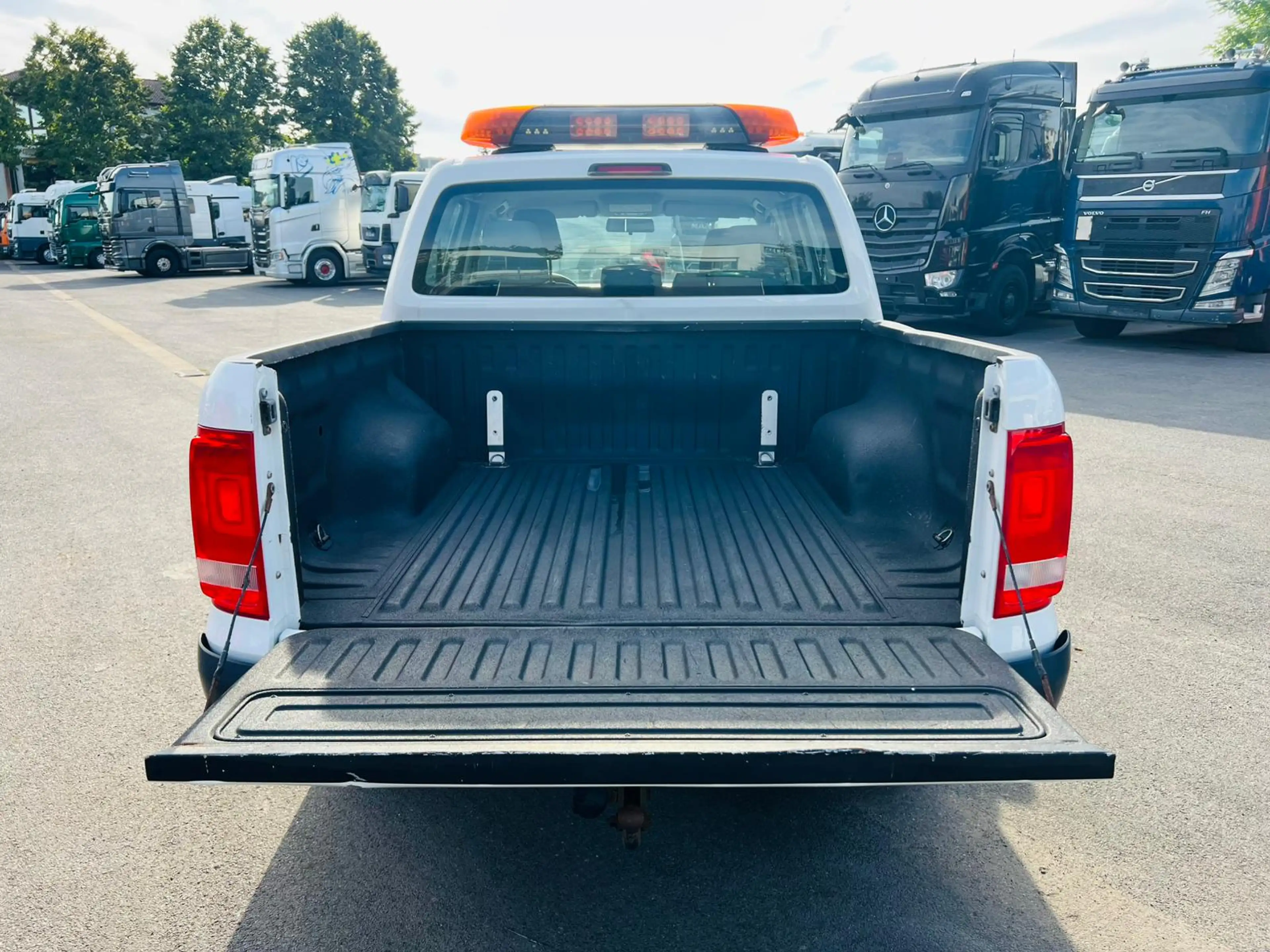 Volkswagen Amarok Amarok DoKA 4x4 *Seilwinde/Tempomat/AHK/Klima — photo 6