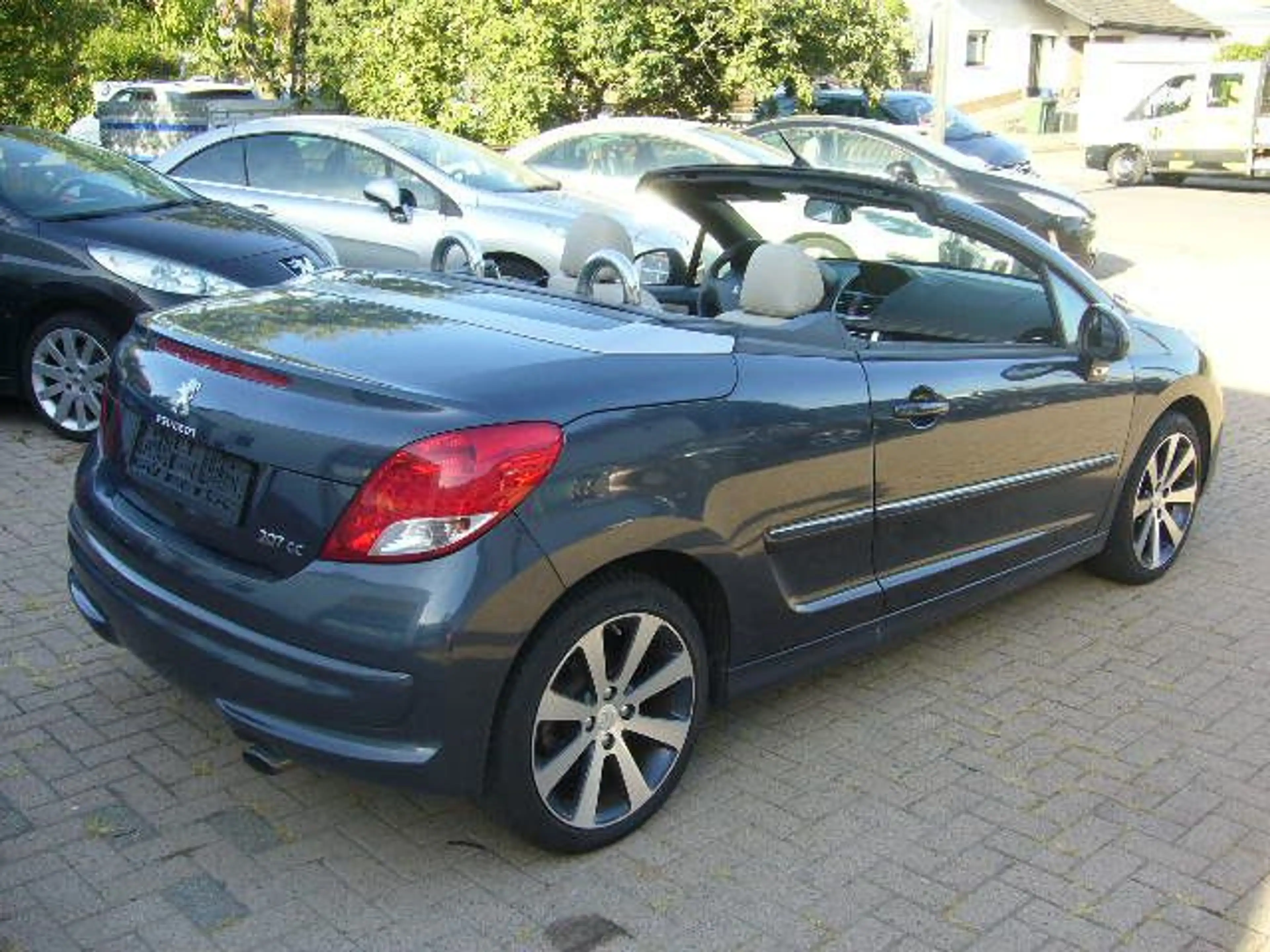 Peugeot 207 CC 1,6TPH *Final Edition*Navi*Leder — photo 5
