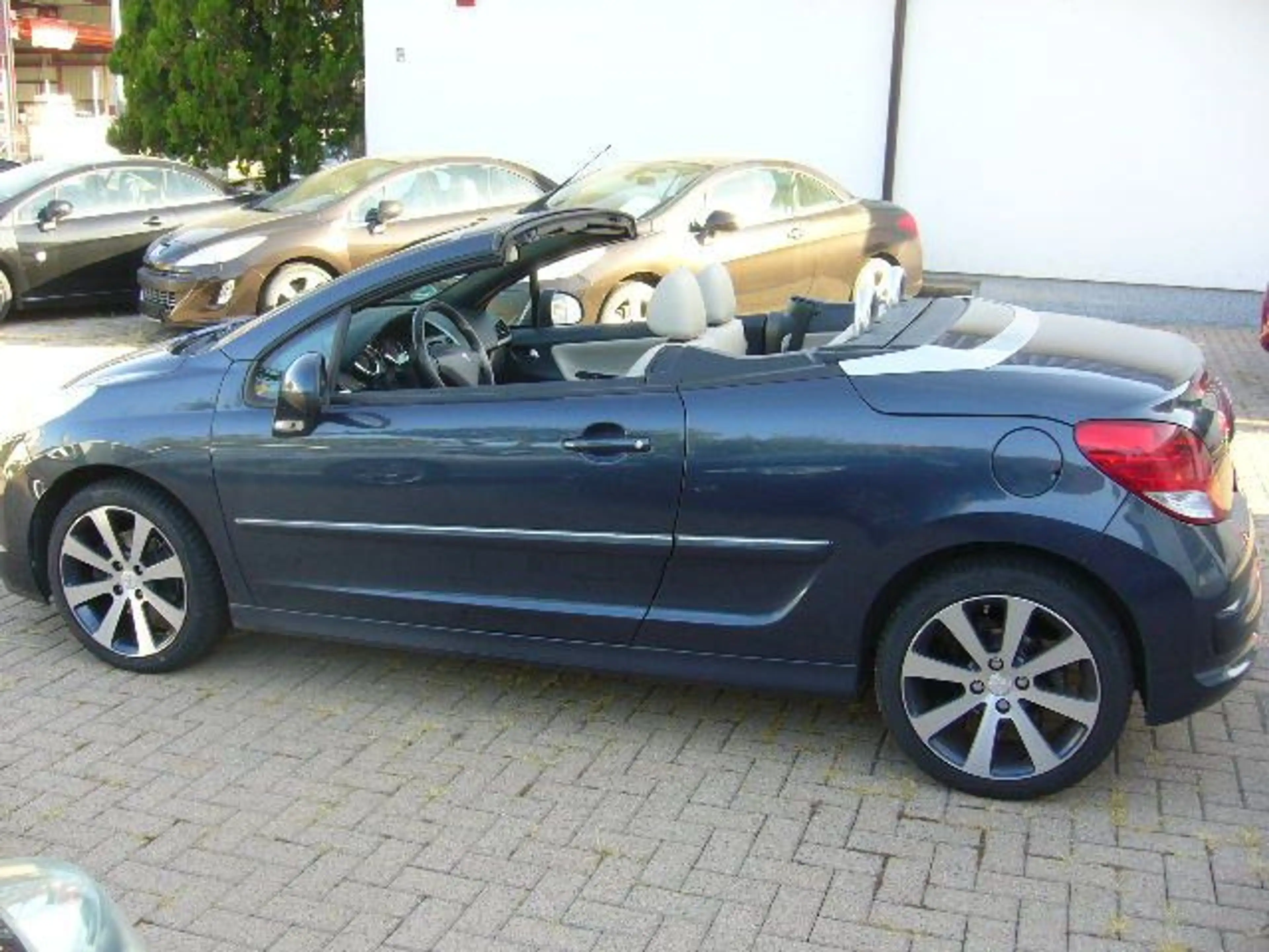 Peugeot 207 CC 1,6TPH *Final Edition*Navi*Leder — photo 8