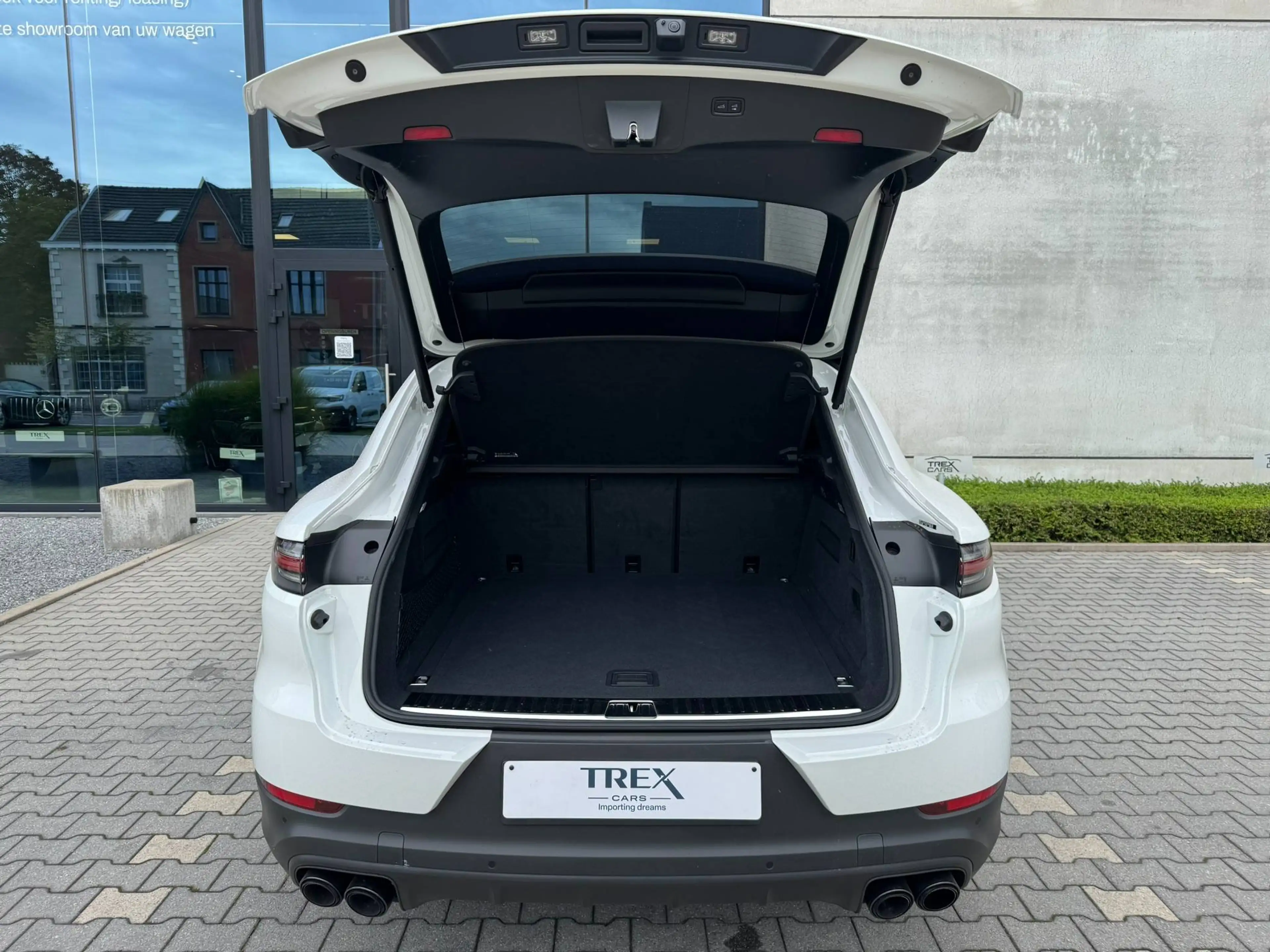 Porsche Cayenne Coupé E-Hybrid "Platinum Edition"/ Sport Chrono/ Luchtvering/ Pano/ BOSE/ 360°/ ACC — photo 12