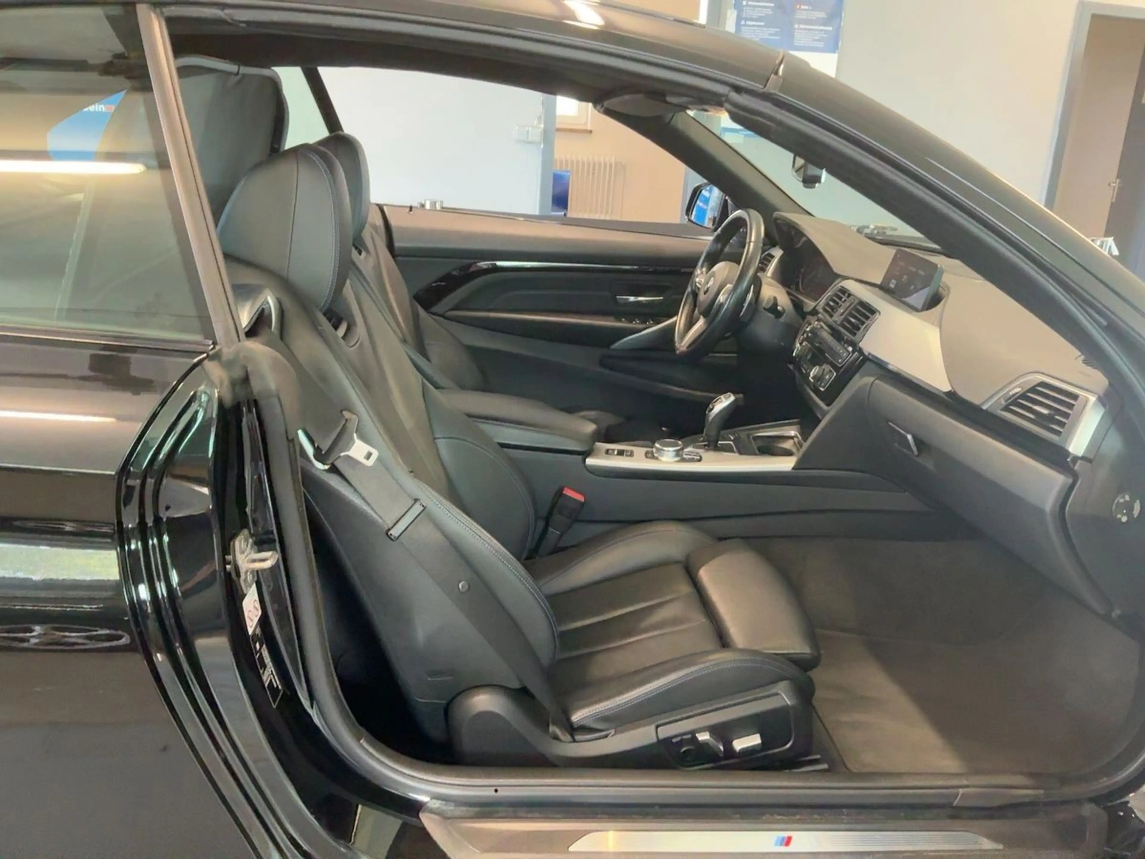 BMW 440 i Cabrio M Sport|2HD|H/K|HUD|DAB|BMW Service — photo 5