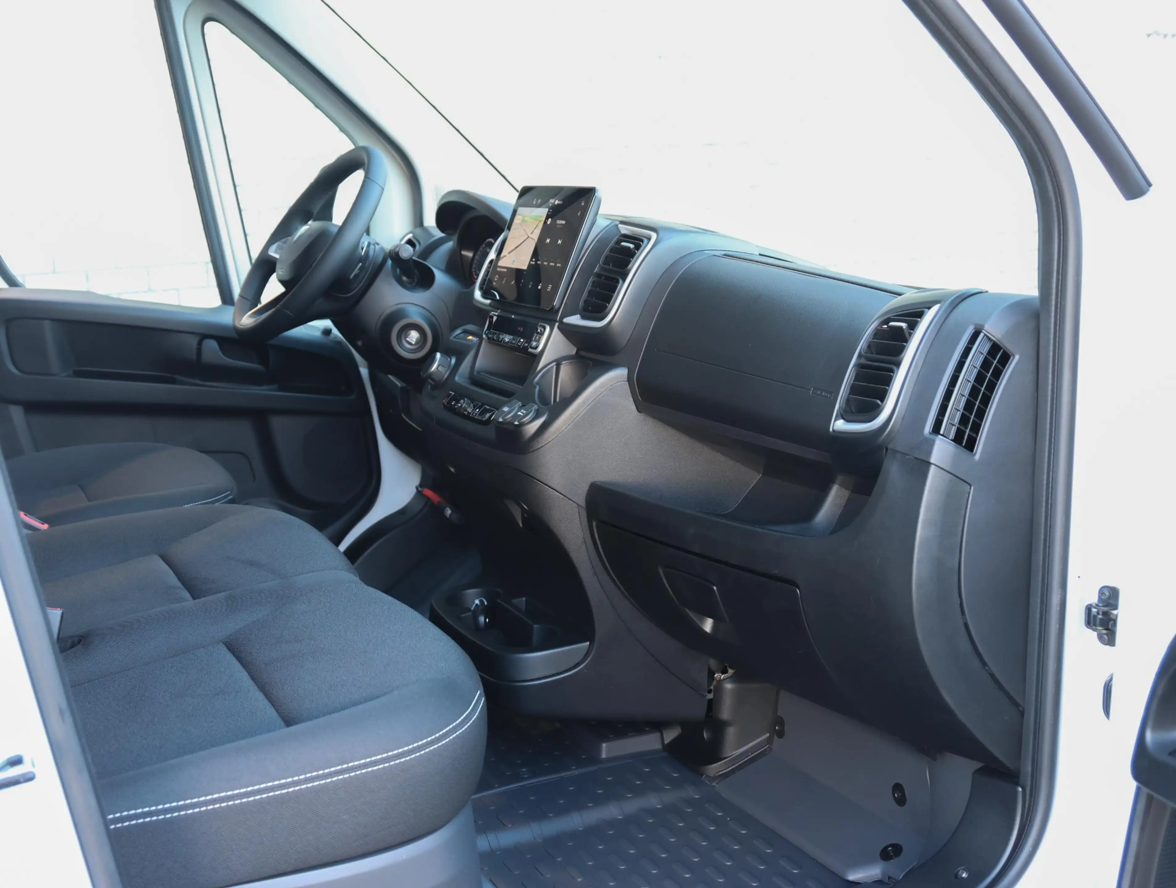 Peugeot Boxer e-Boxer 3.5t L4H3 Zwaar 110 kWh | 1ste eigenaar | — photo 8