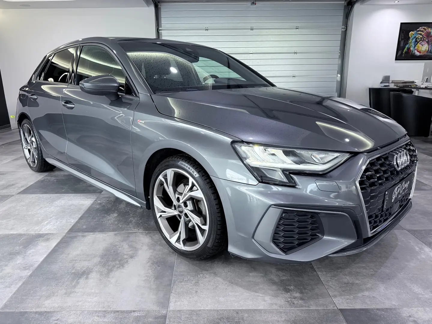 Audi A3 A3 30 TFSI Sportback Edition S line S tronic Grijs - 2