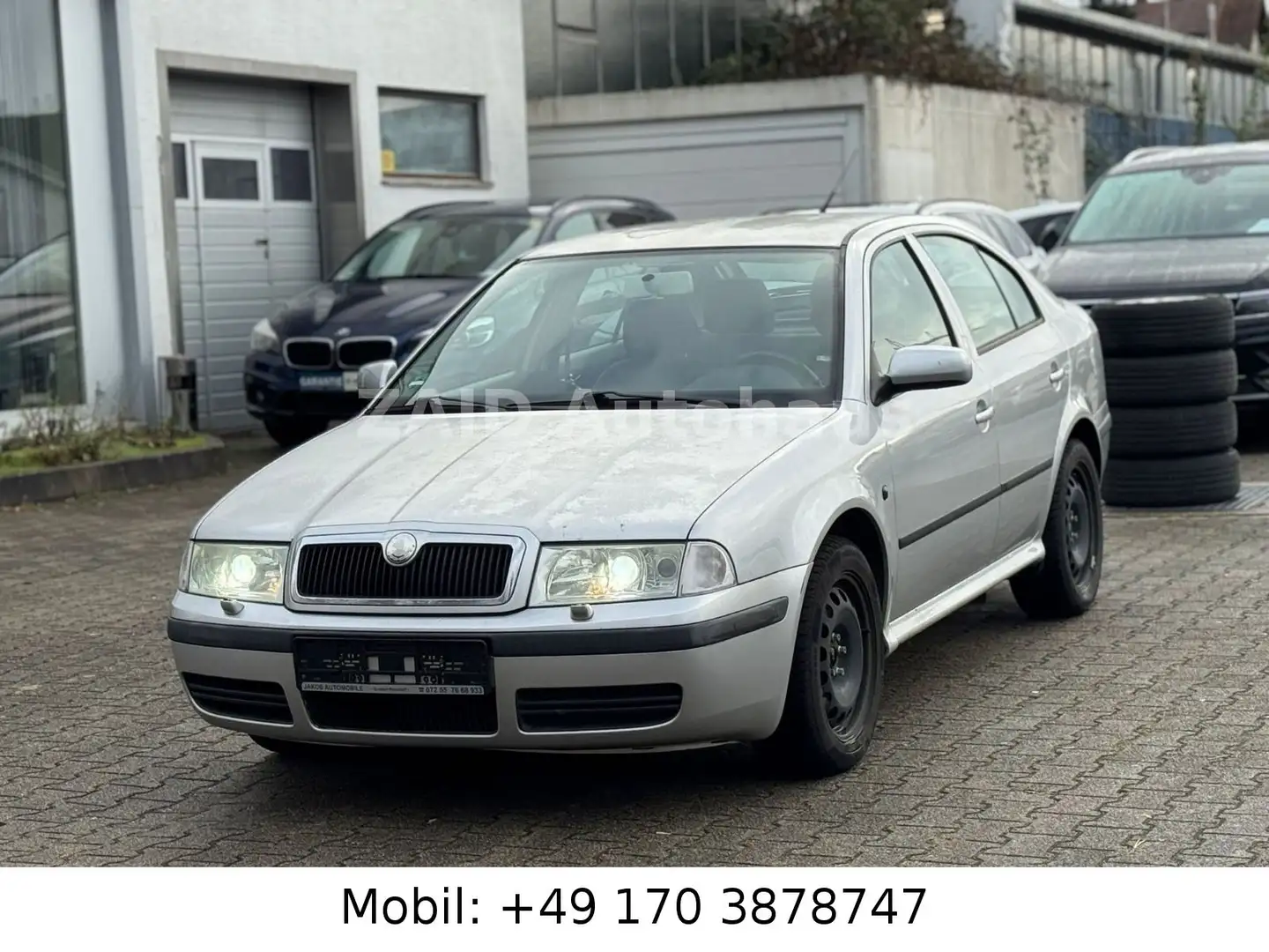 Skoda Octavia 1.8 Turbo Collection*2HAND*AHK*PDC*XENON Grau - 1