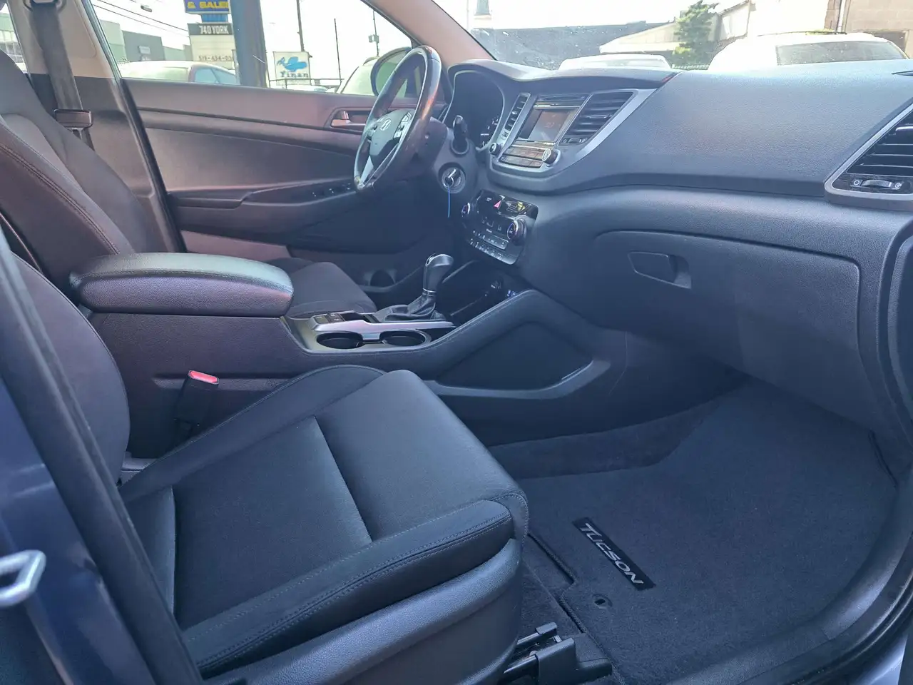 Hyundai TUCSON снимка Hyundai TUCSON