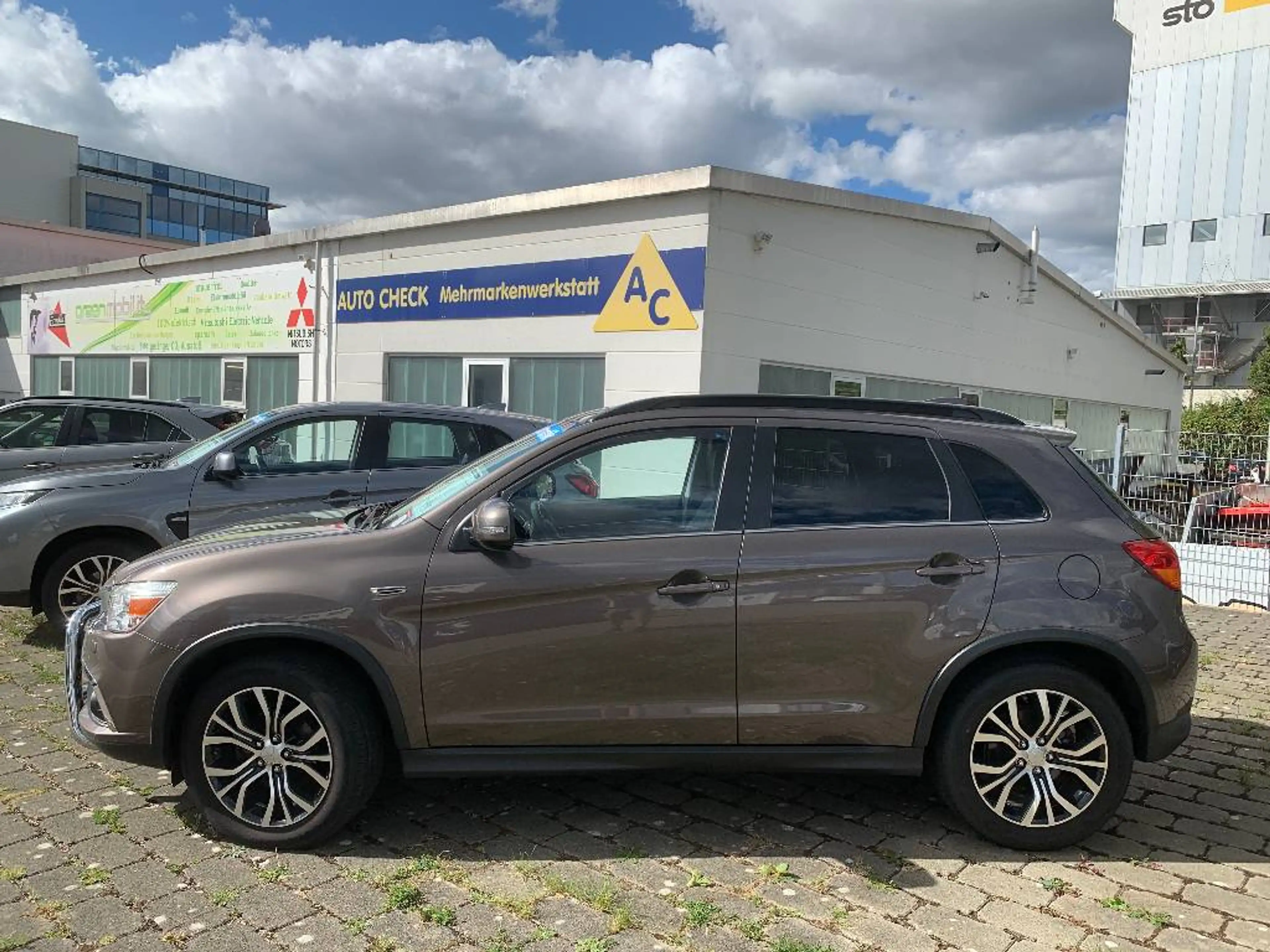 Mitsubishi ASX TOP 2.2 DI-D 4WD — photo 3