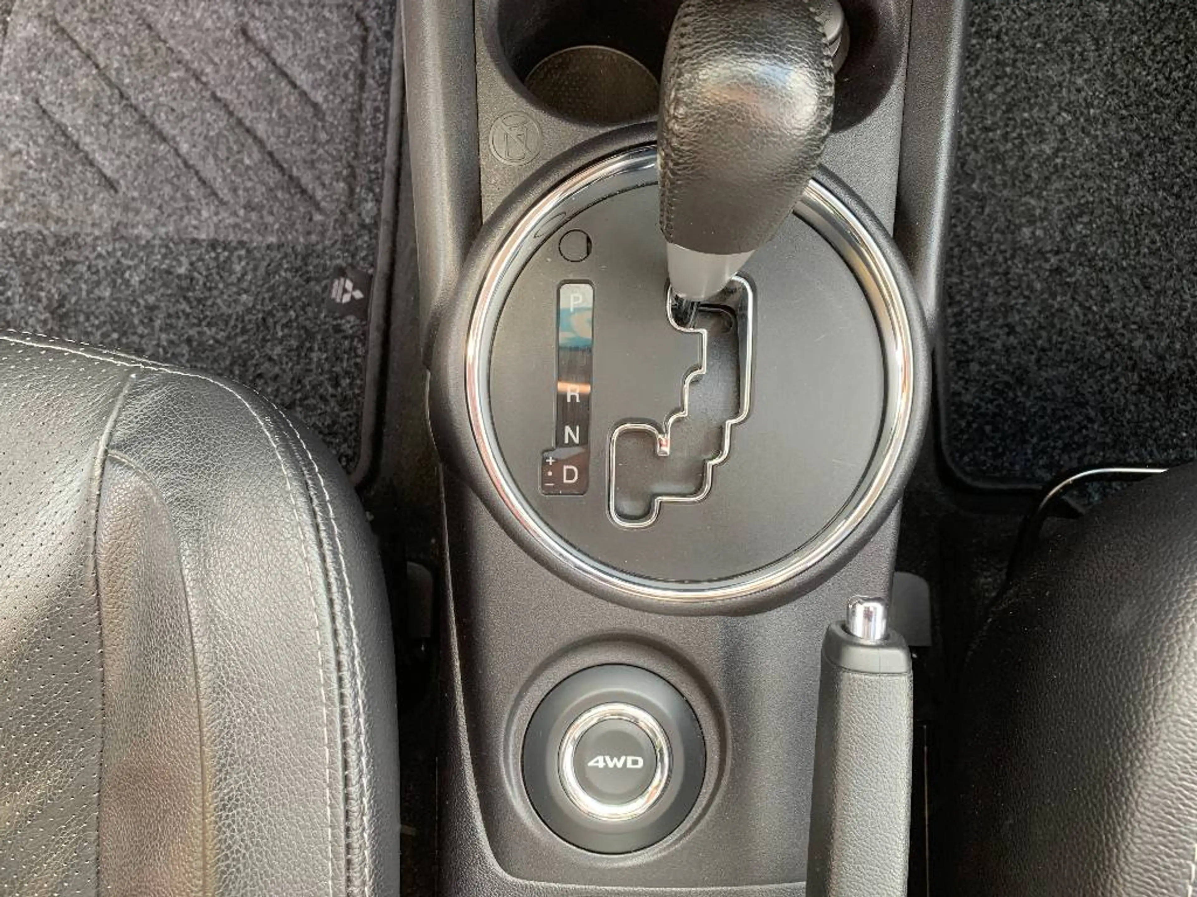 Mitsubishi ASX TOP 2.2 DI-D 4WD — photo 11