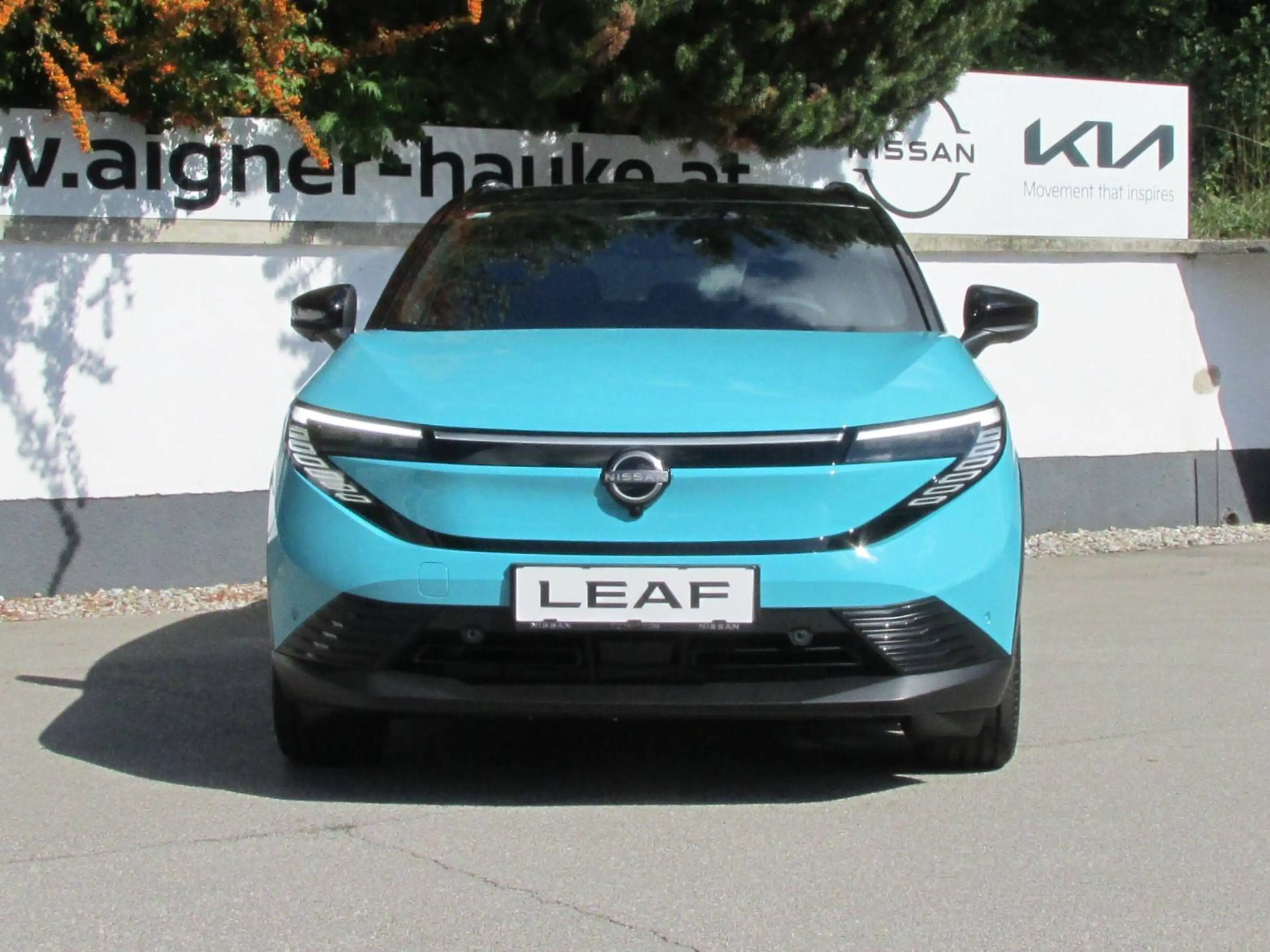Nissan Leaf Evolve 2-tone 75kWh MY26 — photo 2