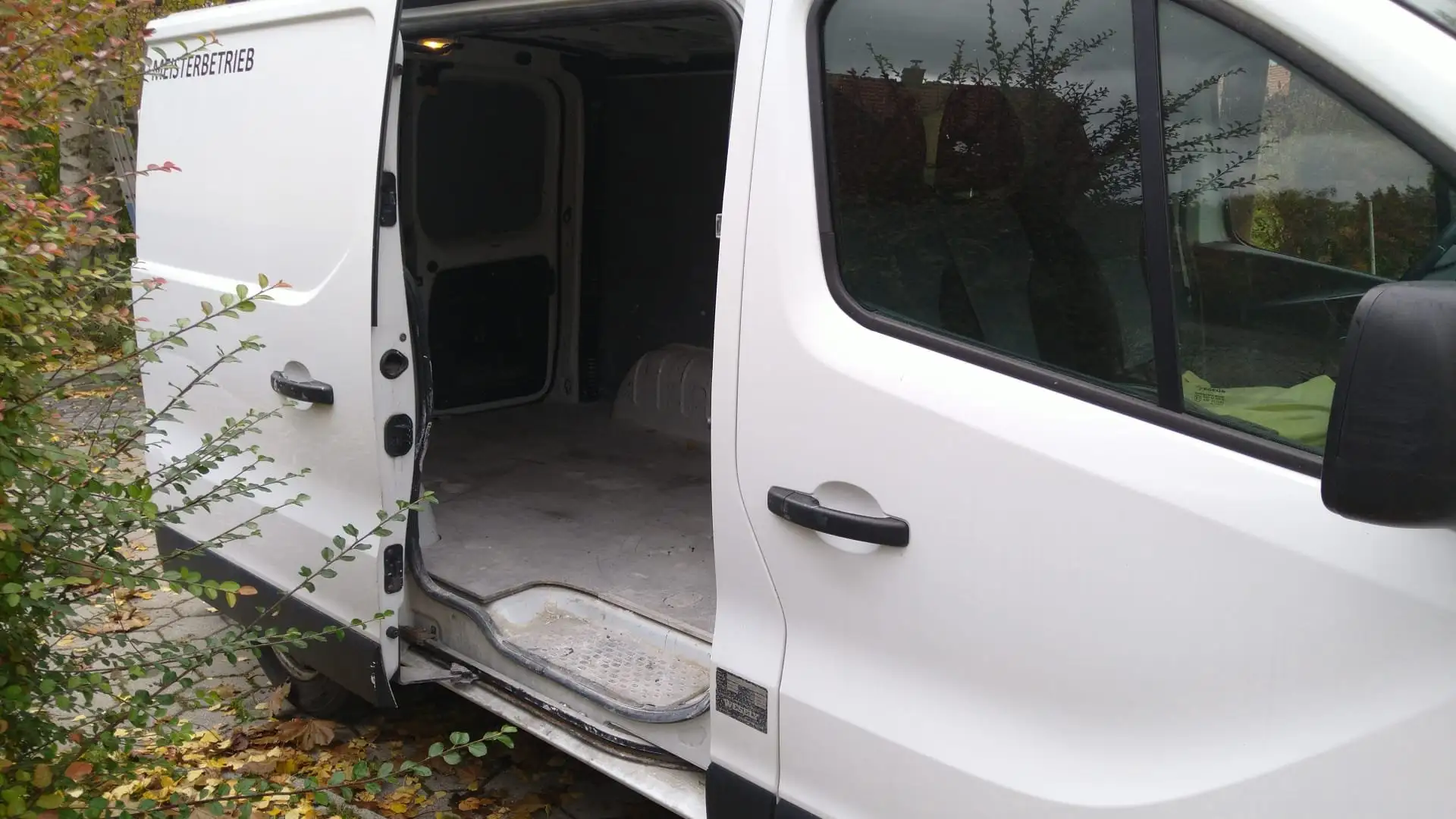 Opel Vivaro L1H1 1,6 CDTI Ecotec 2,7t VK NETTO 7 083 € Weiß - 1
