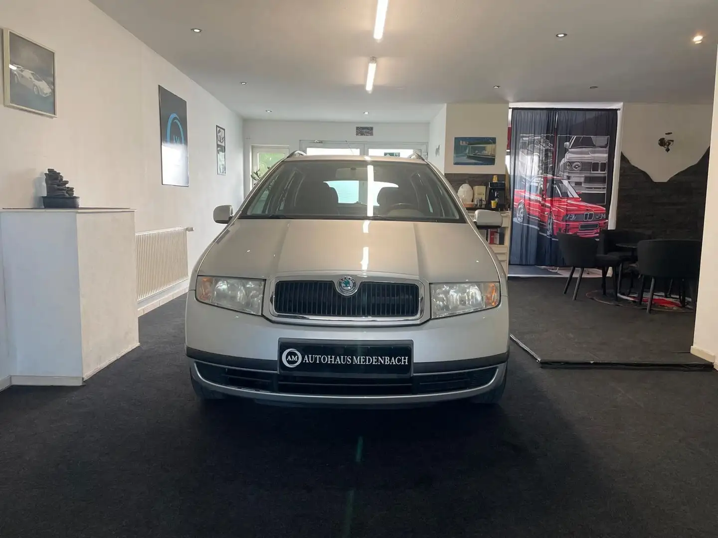 Skoda Fabia 1.4 Classic Combi Grau - 2