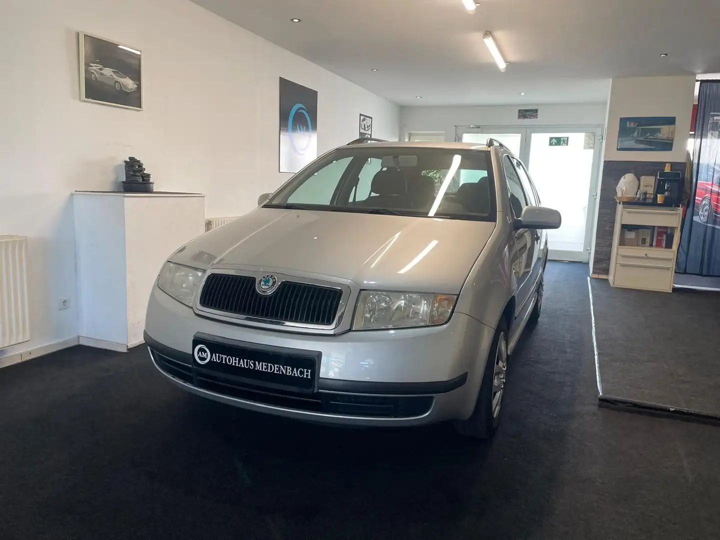 Skoda Fabia 1.4 Classic Combi Grau - 1