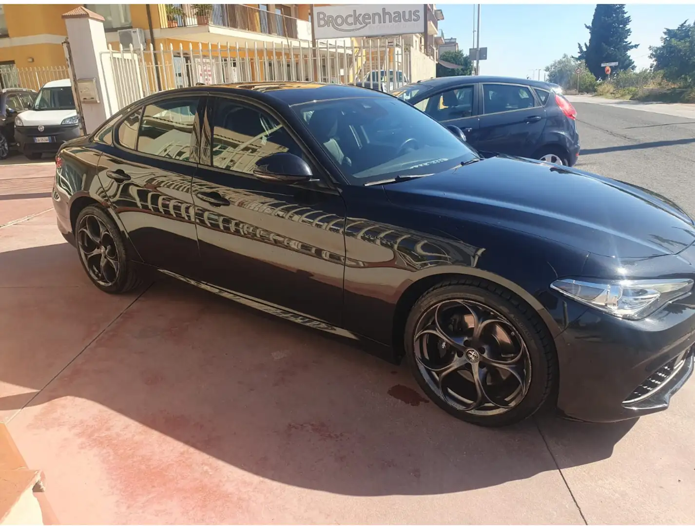 Alfa Romeo Giulia 2.2 t Veloce Ti Q4 210 cv auto - 1