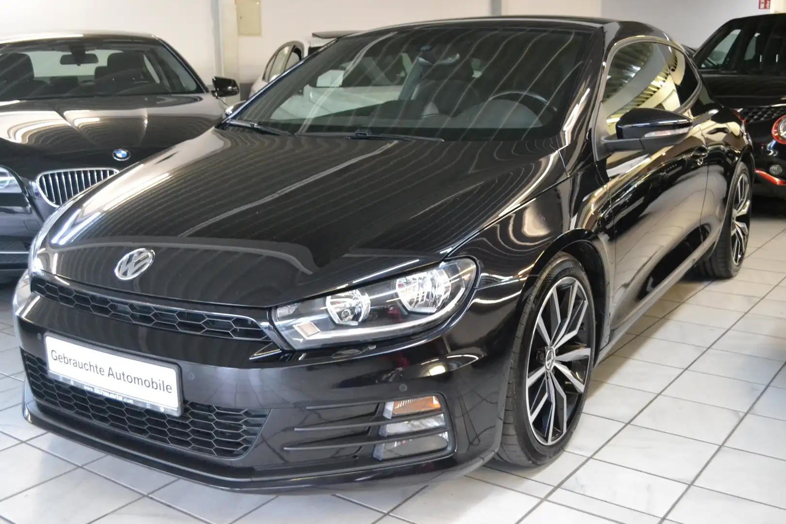 Volkswagen Scirocco 2.0 TDI Sport-Paket *2.HAND*NAVI*ALU18z*TEMPOMAT Noir - 1