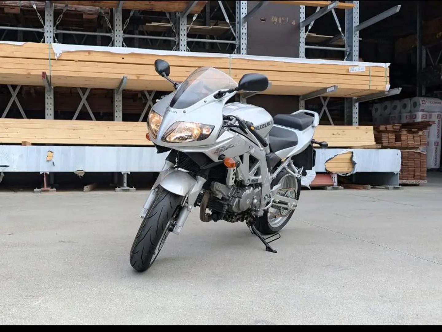 Suzuki SV 650 sv650s Argent - 2