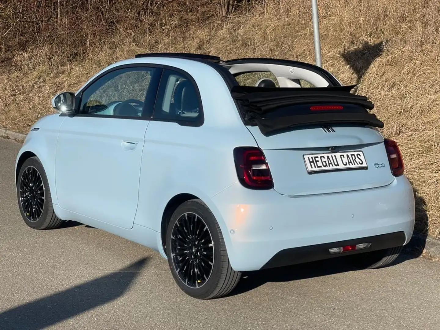 Fiat 500e Icon Cabrio*Kamera*Co Driver Paket*Perleffekt* Синій - 2