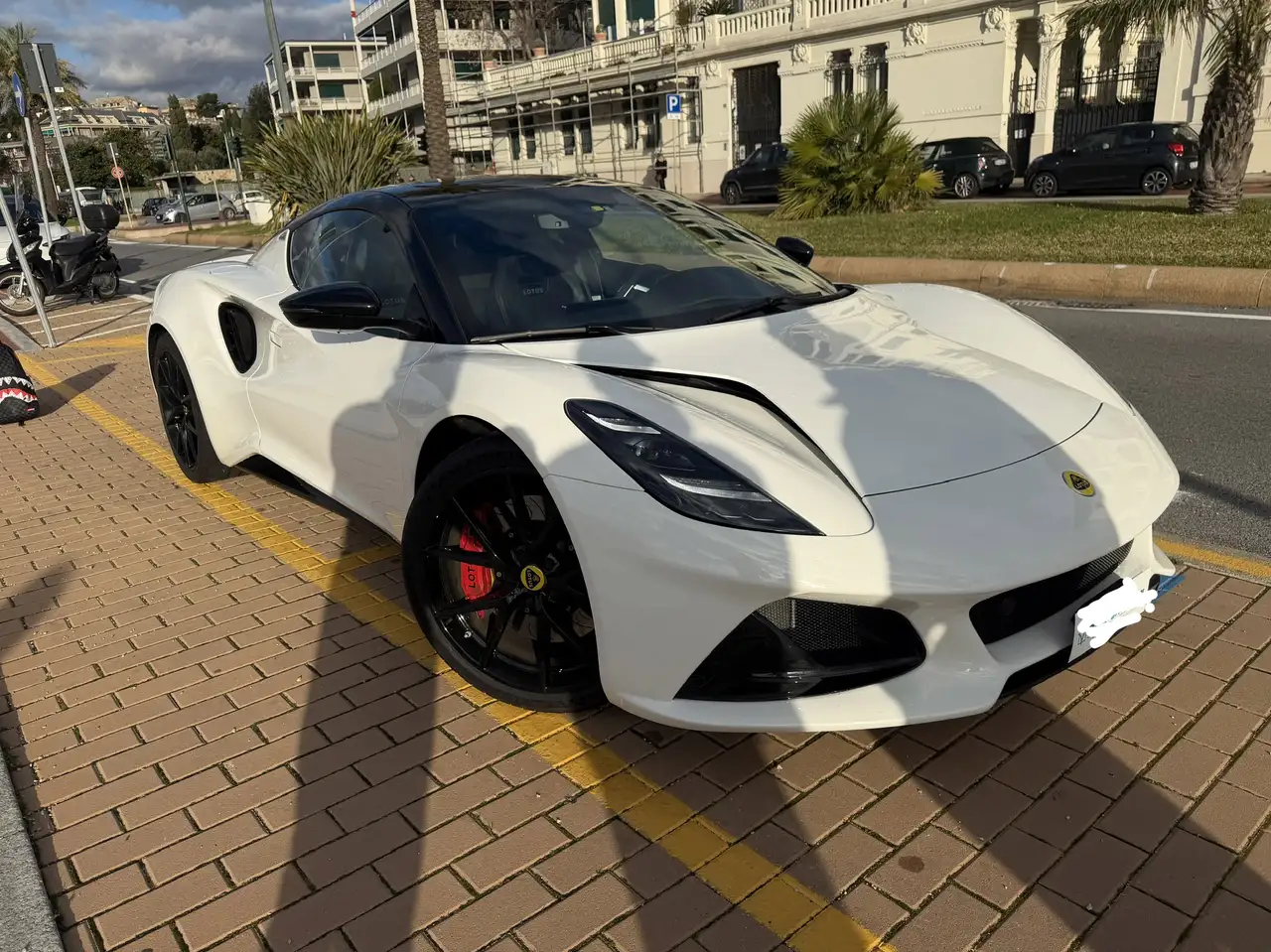 Lotus Emira 2024