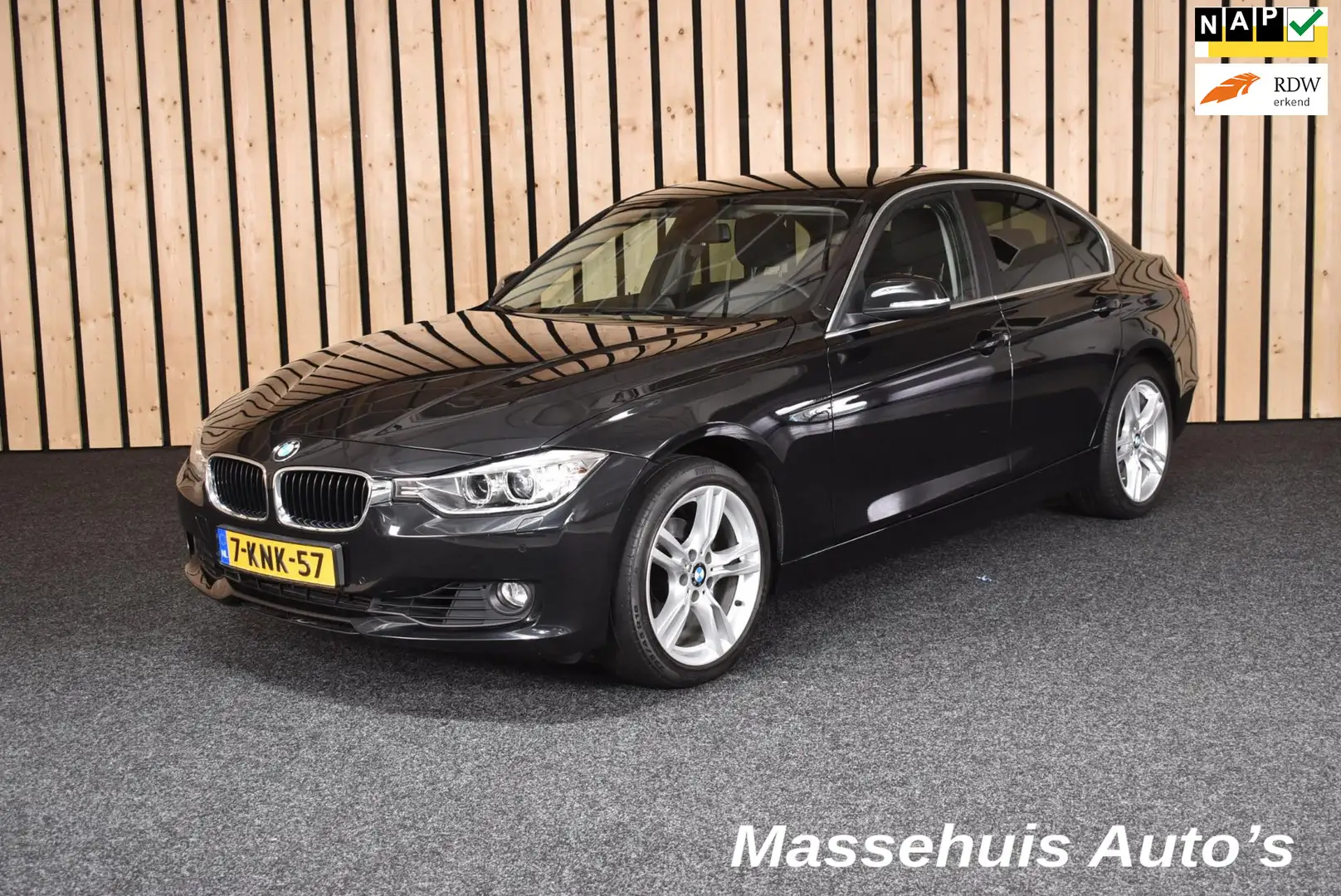 BMW 320 3-serie 320i Executive 147dkm 18" Automaat 2e eig. Zwart - 1