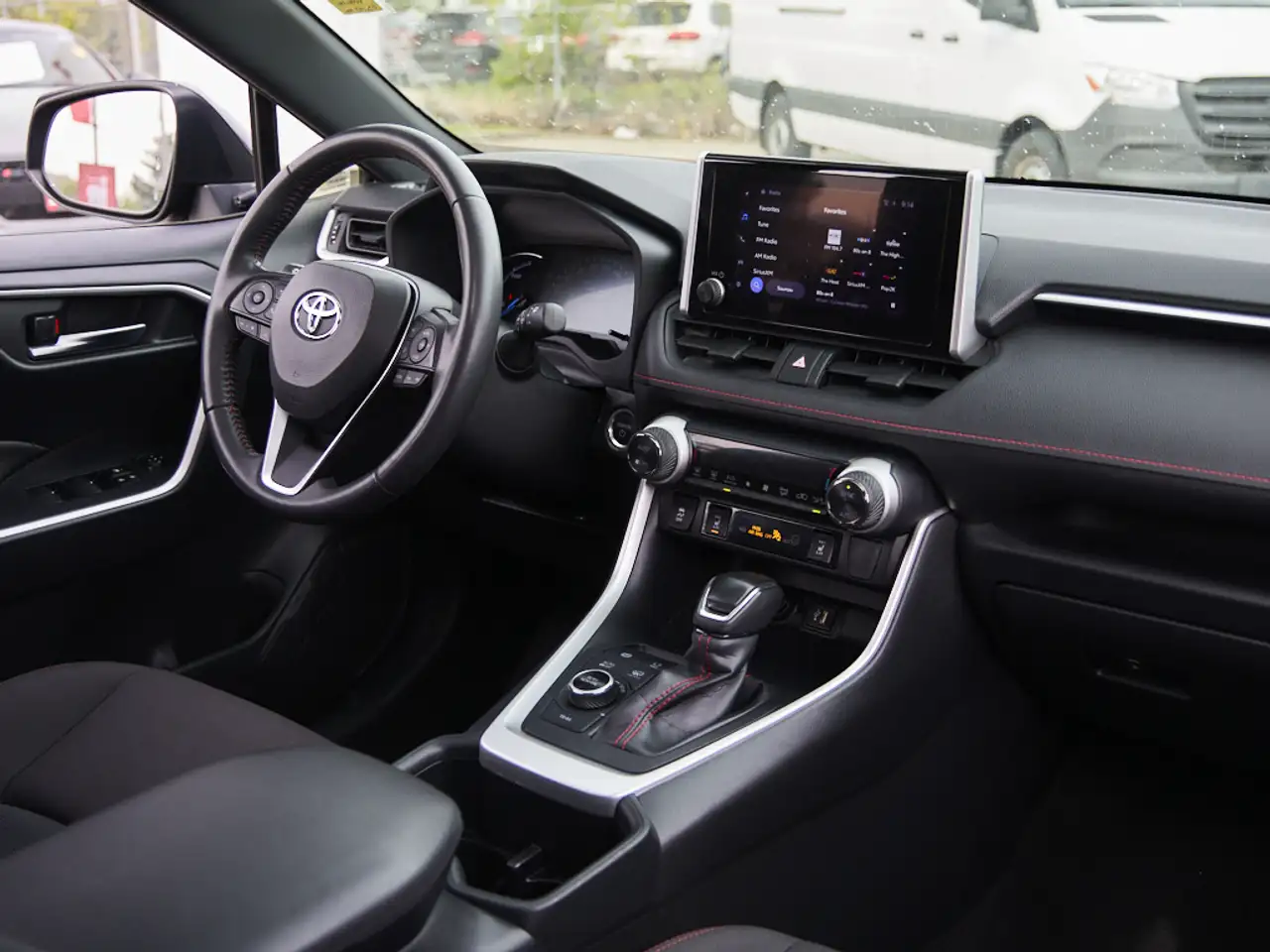 Toyota RAV 4 снимка Toyota RAV 4