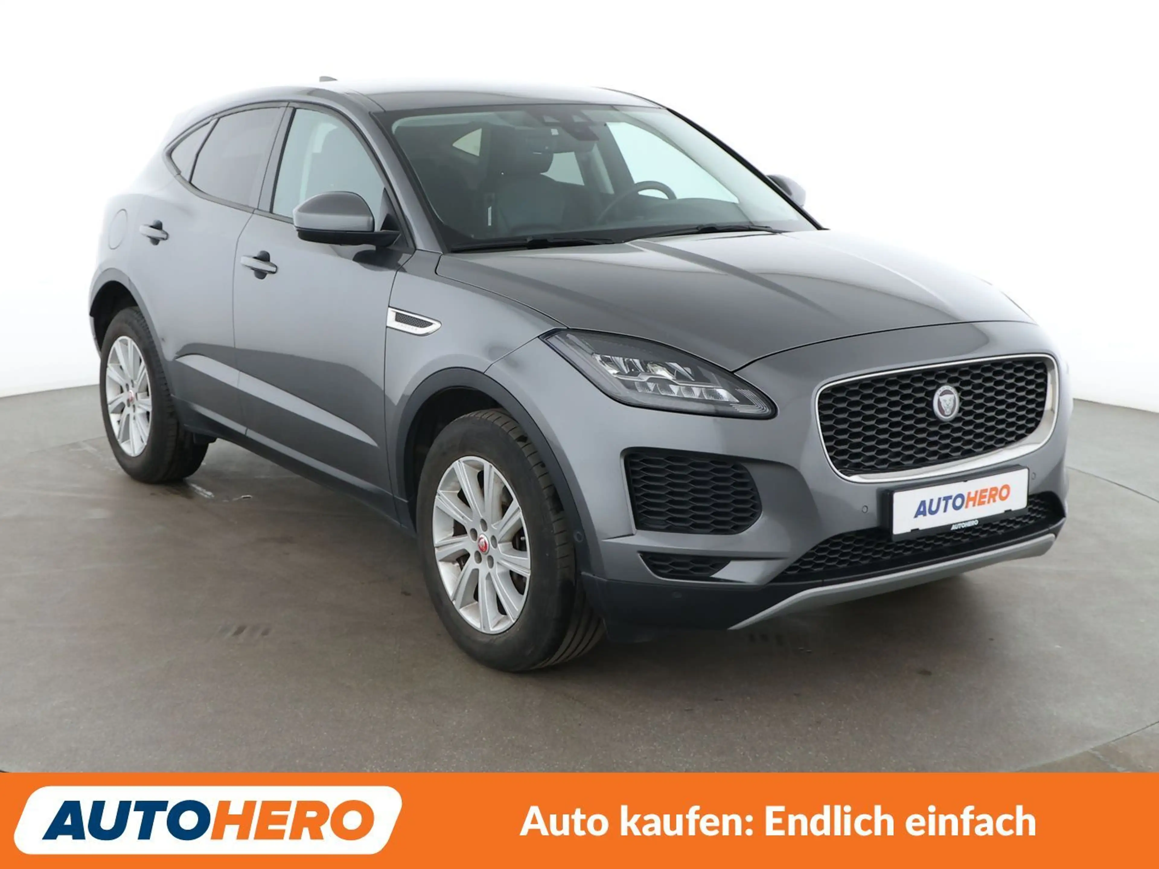 Jaguar E-Pace P250 S AWD Aut.*NAV*ACC*CAM*PDC*SHZ*ALU*KLIMA* — photo 8