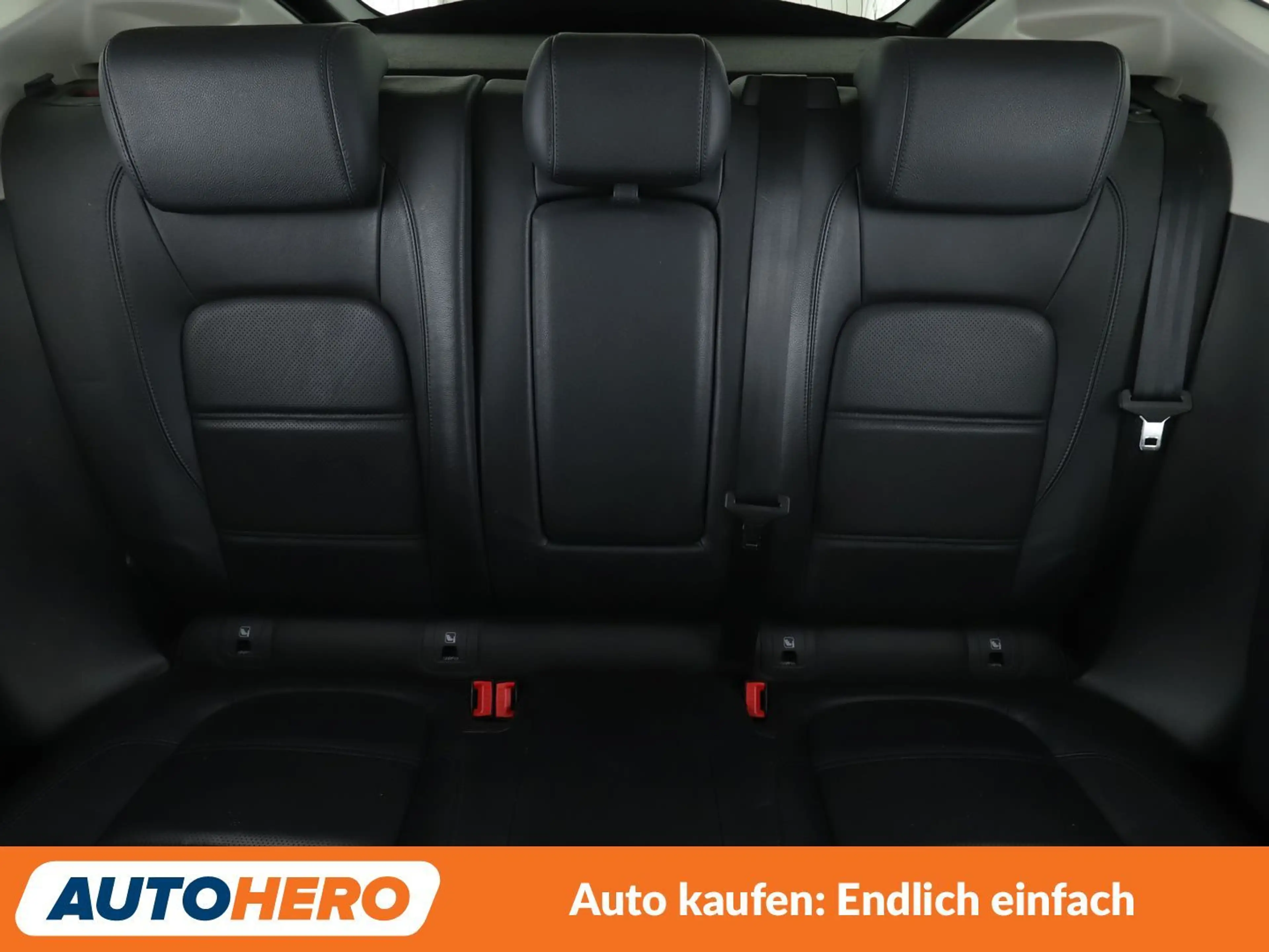 Jaguar E-Pace P250 S AWD Aut.*NAV*ACC*CAM*PDC*SHZ*ALU*KLIMA* — photo 15