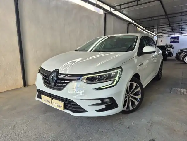 Renault Megane Berlina Techno Fast Track TCe 103 kW (140 CV)