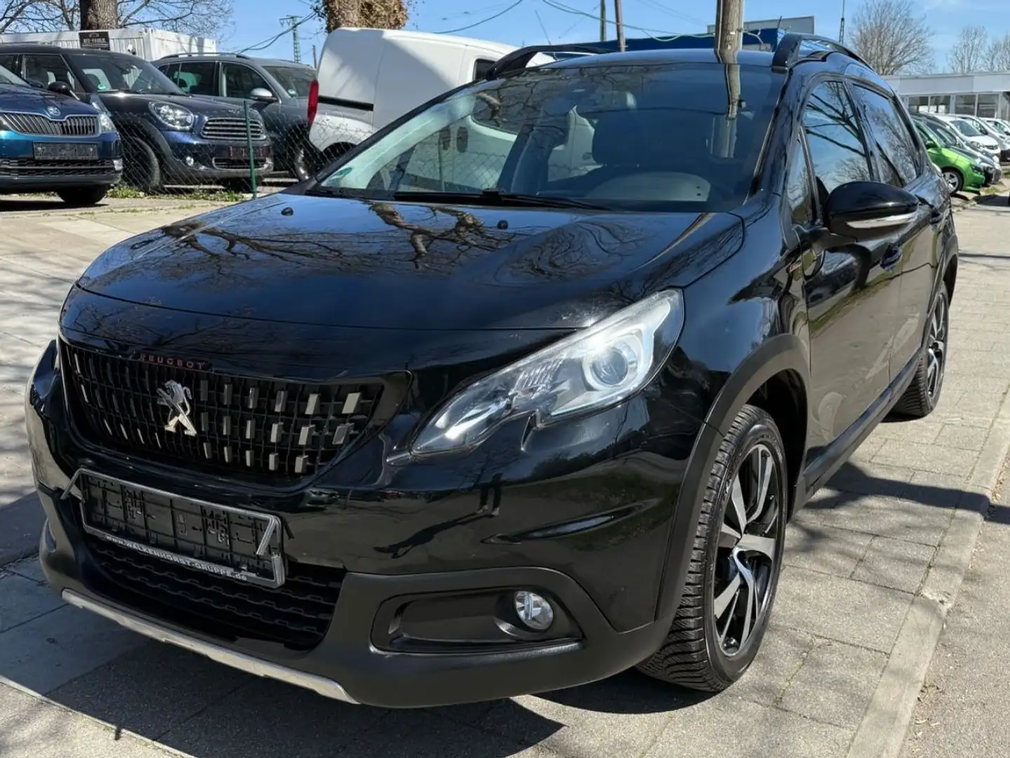 Peugeot 2008 1.2 THP PureTech Allure GT-Line-Paket Nero - 1