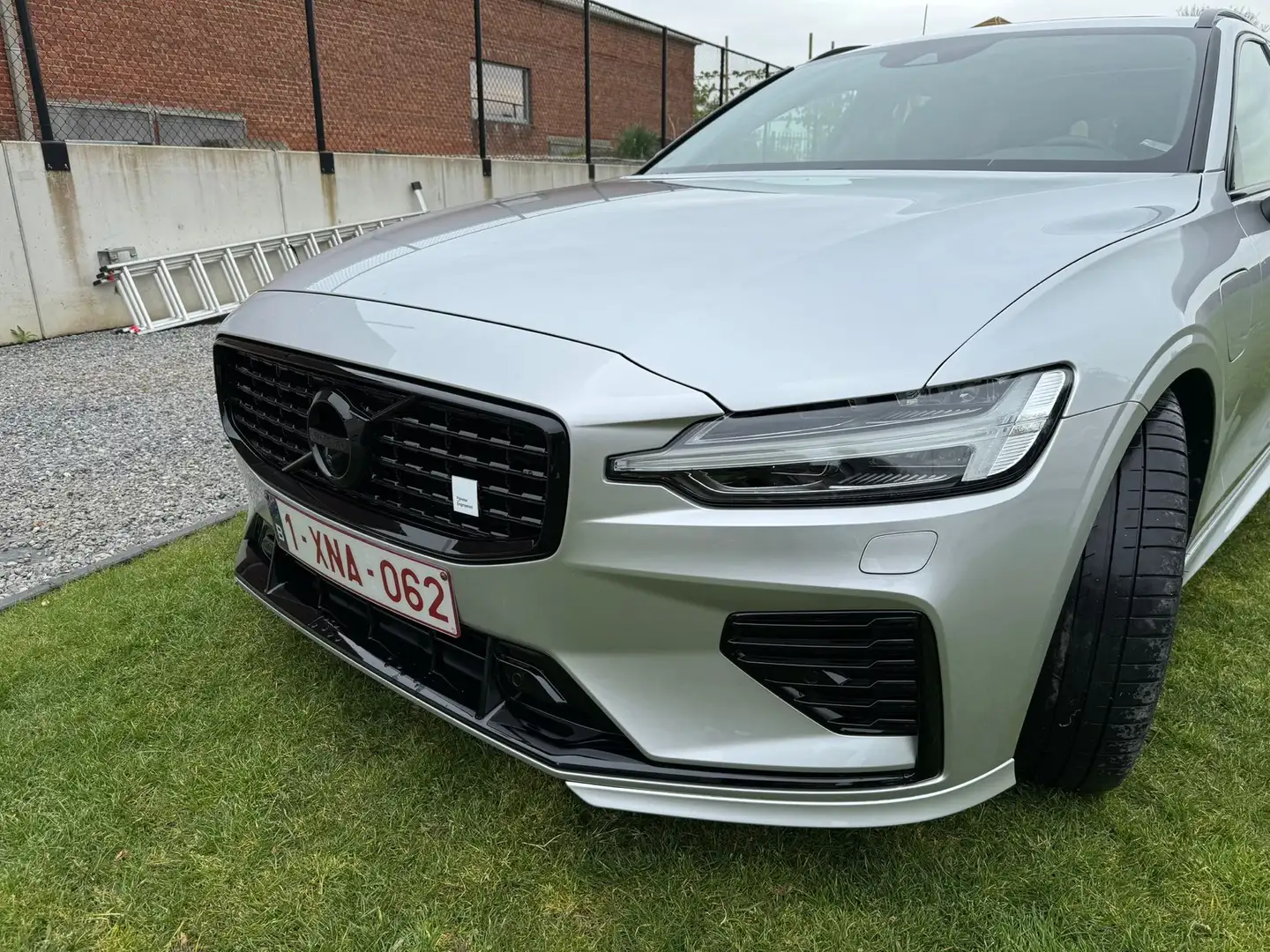 Volvo V60 T8 AWD Recharge Geartronic polestar engineerd Argent - 2