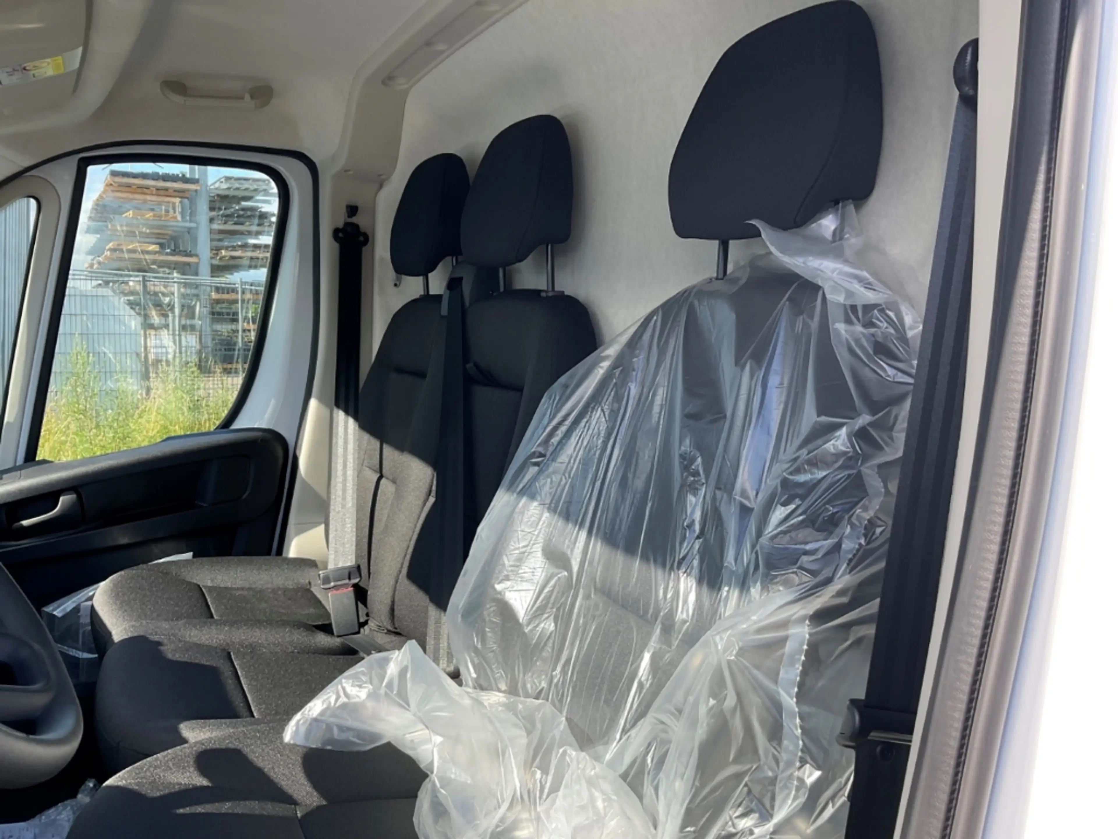 Opel Movano Cargo L2H2 Temp PDC Berganfahrass. Müdigkeitserken — photo 6
