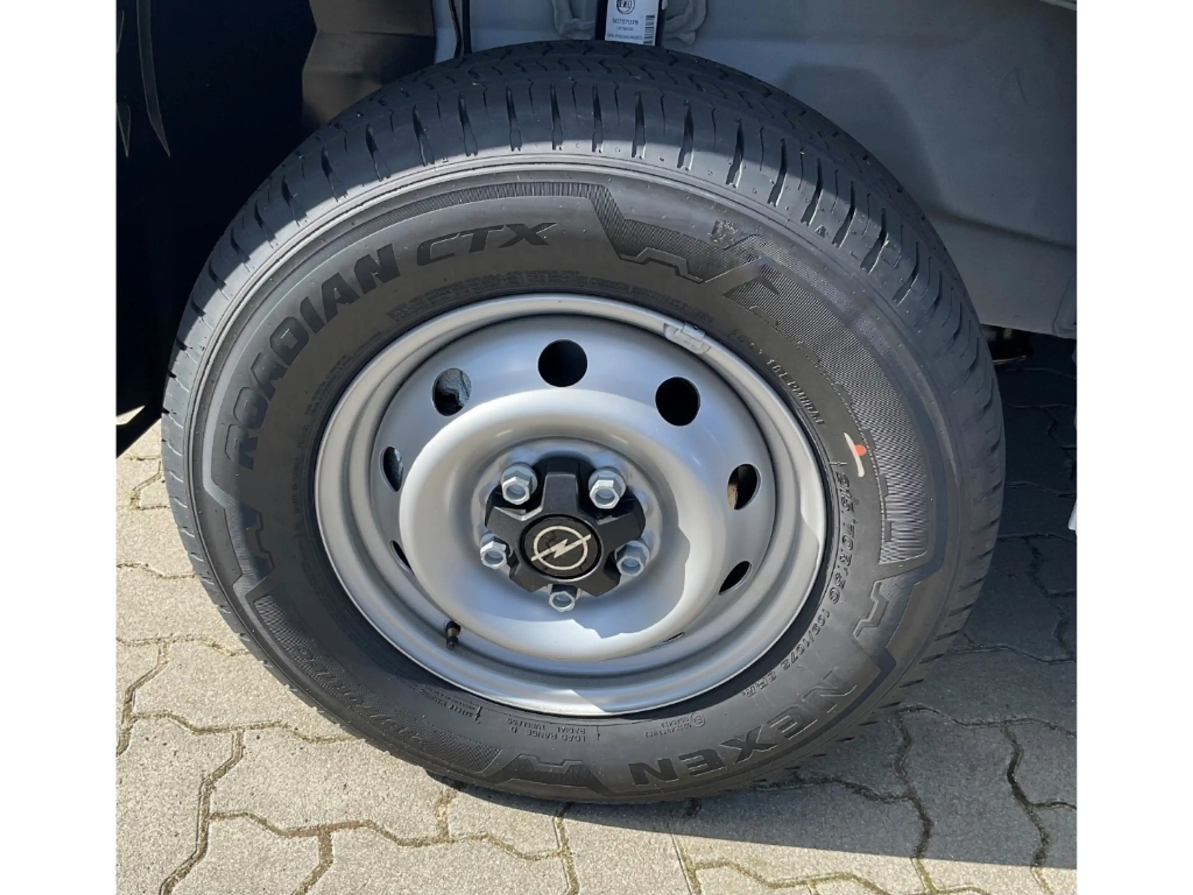 Opel Movano Cargo L2H2 Temp PDC Berganfahrass. Müdigkeitserken — photo 4