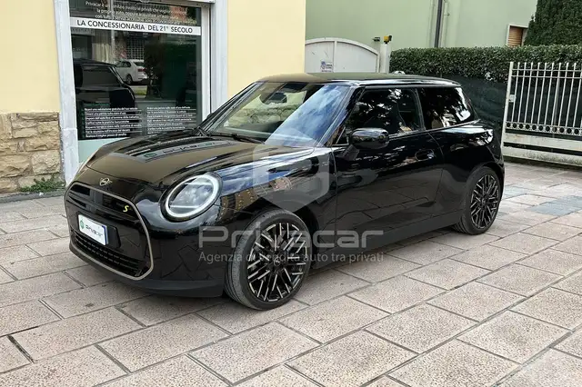 MINI Cooper SE Mini Cooper SE Favoured