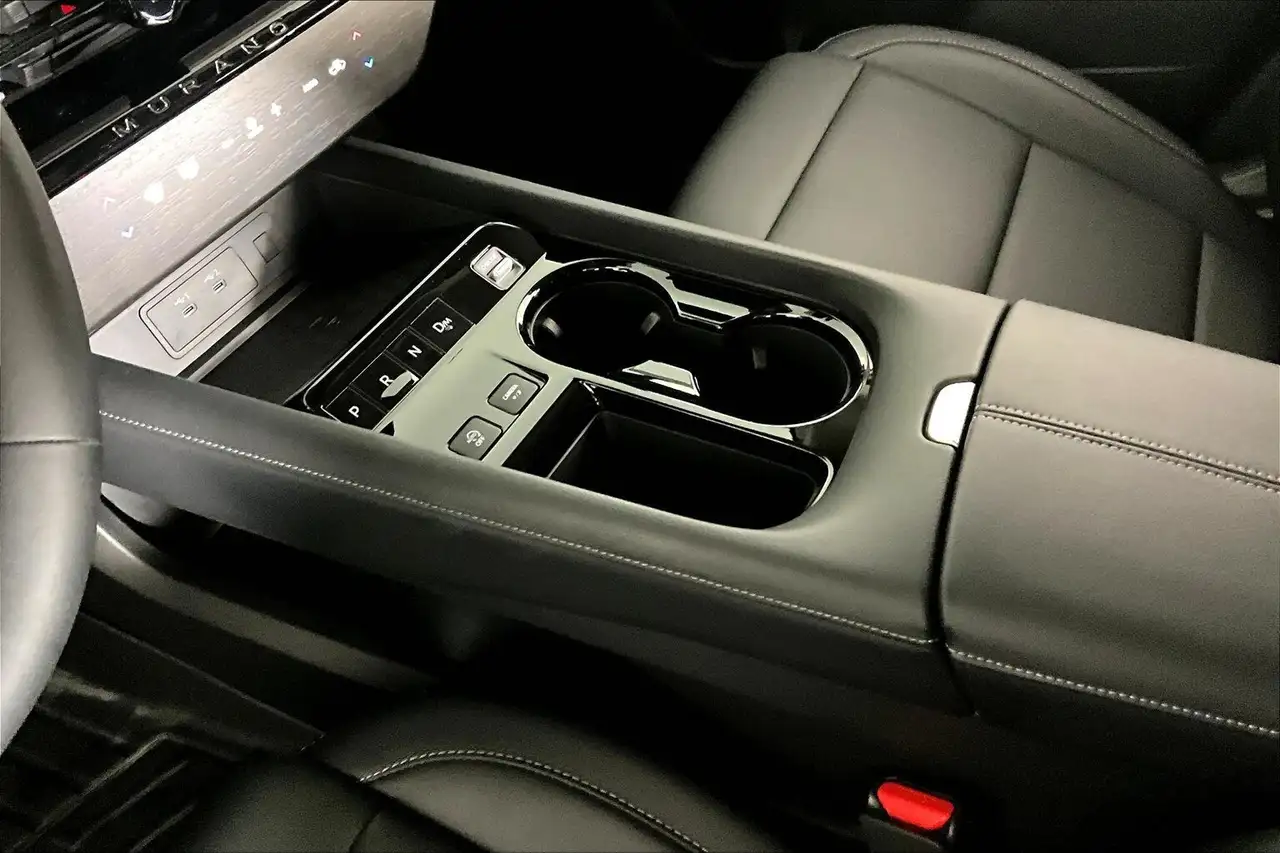 Nissan Murano снимка Nissan Murano