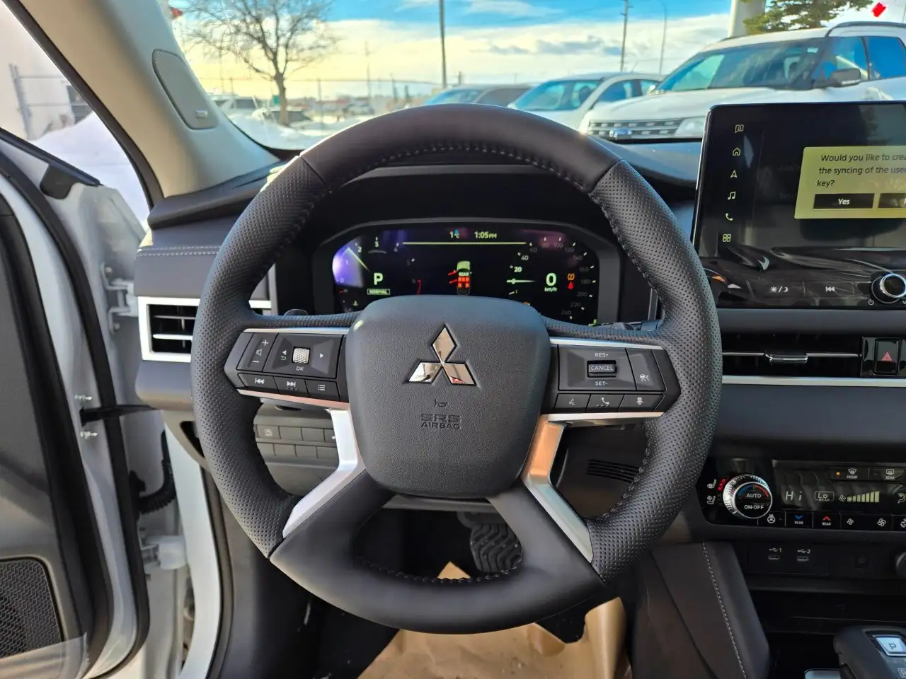 Mitsubishi Outlander снимка Mitsubishi Outlander