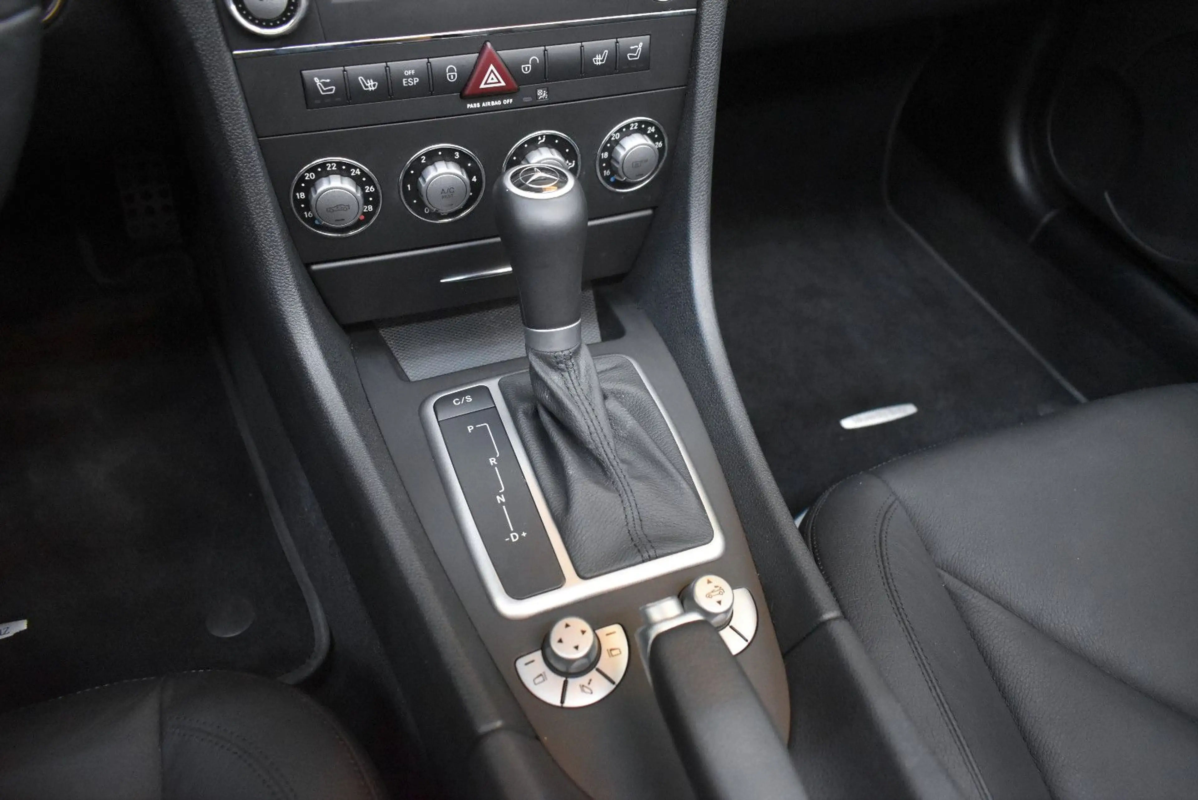 Mercedes-Benz SLK 200 Kompr. Automatik+Nur.33.000km+SHZ — photo 14