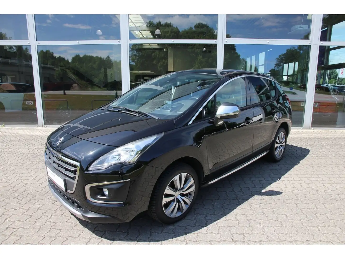 Peugeot 3008 Allure HDi 120 Automatik SHZ Navi Glasdach Noir - 1