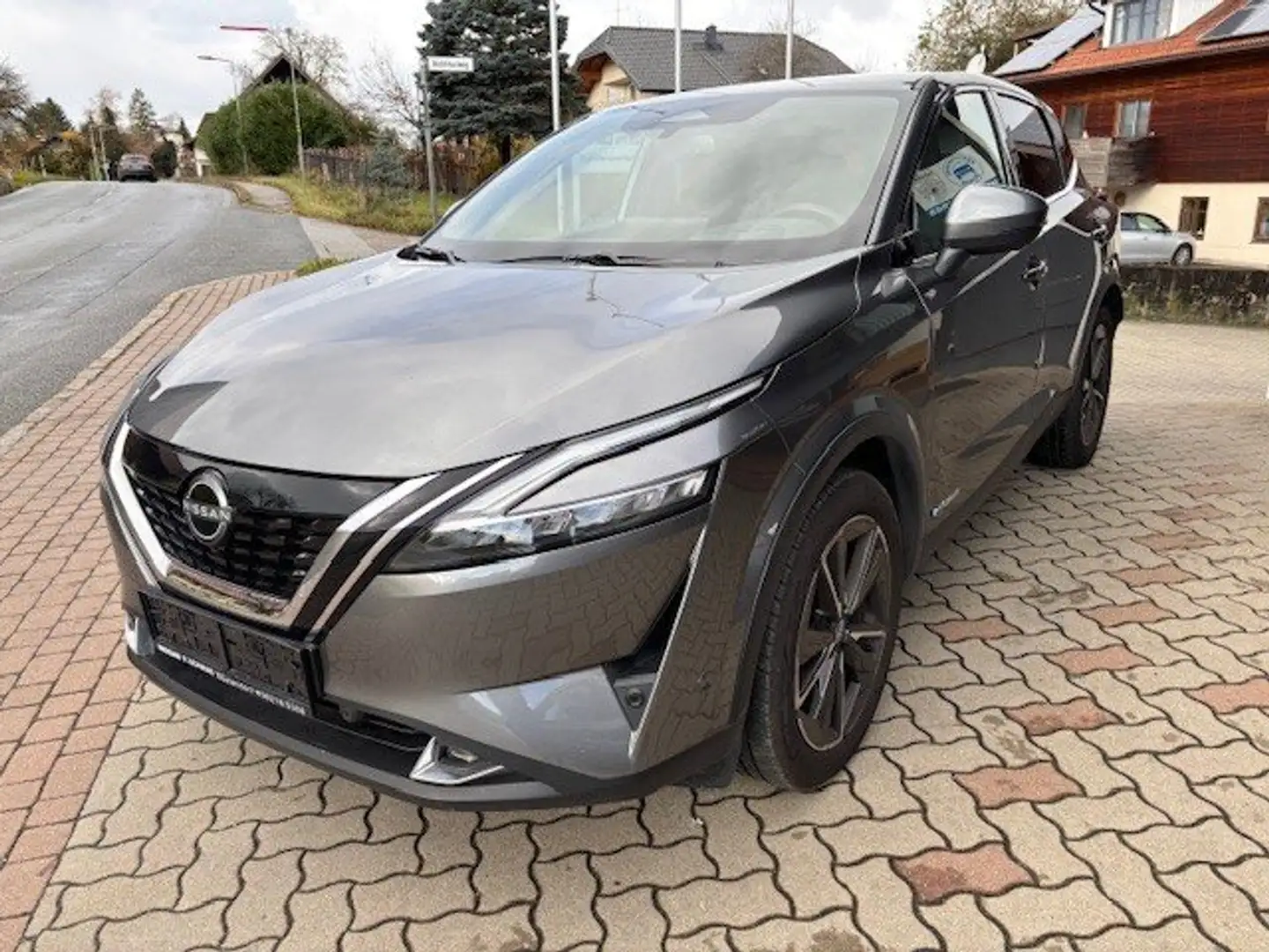 Nissan Qashqai Qashqai 1,5 VC-T e-Power Tekna Grau - 1