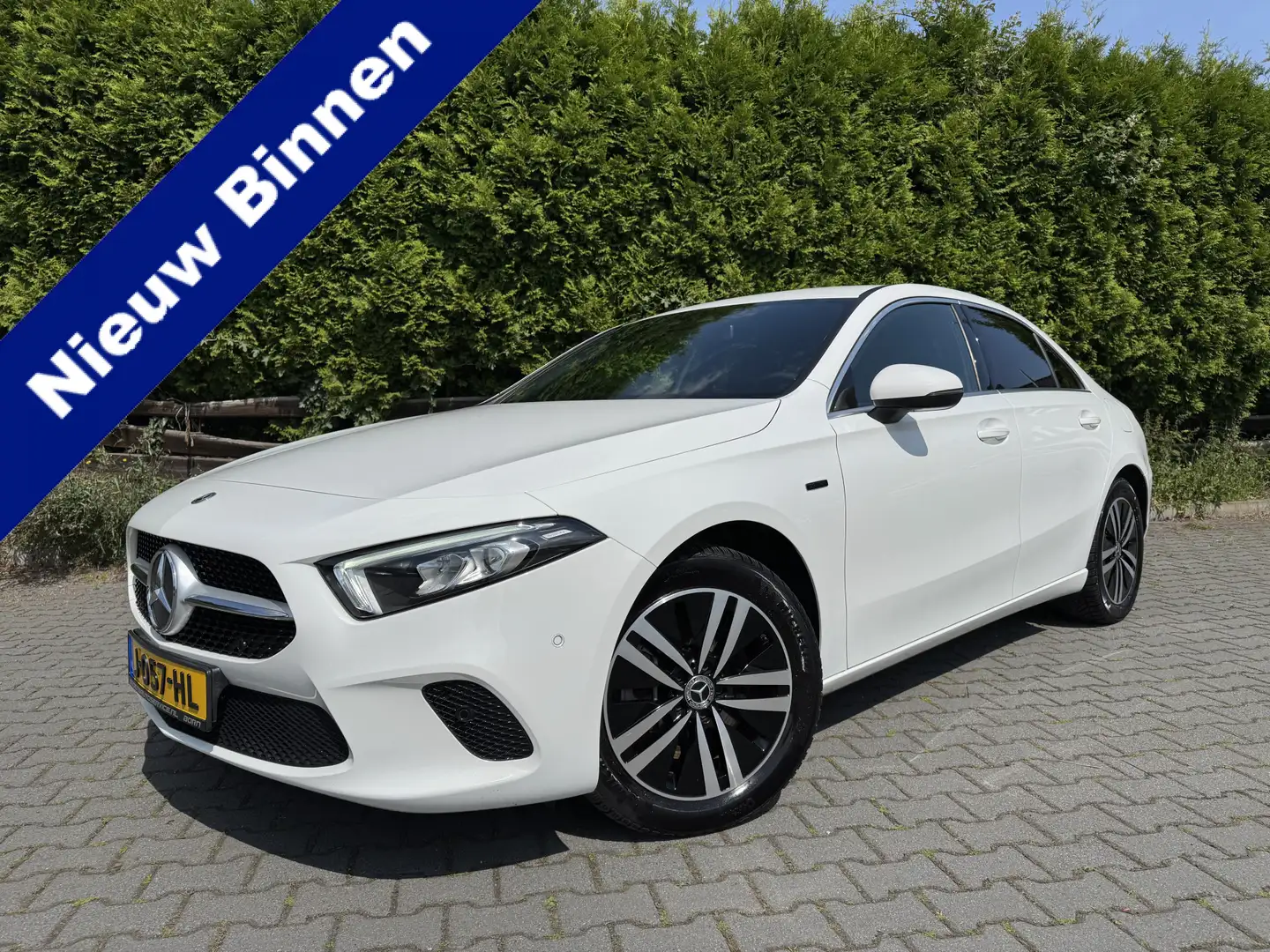 Mercedes-Benz A 250 250e Business Solution Luxury Limited Camera, PDC, Bianco - 1