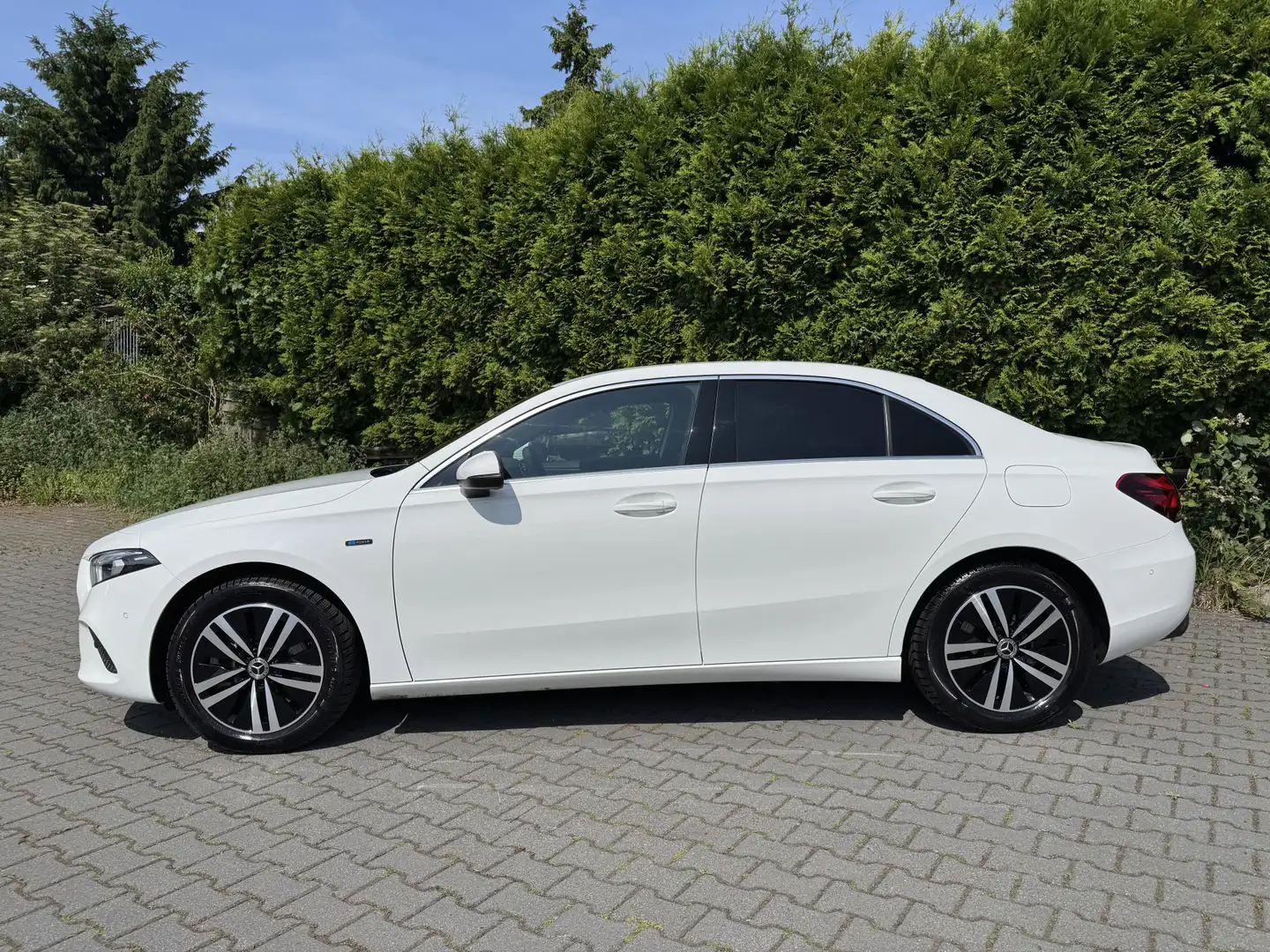 Mercedes-Benz A 250 250e Business Solution Luxury Limited Camera, PDC, Bianco - 2