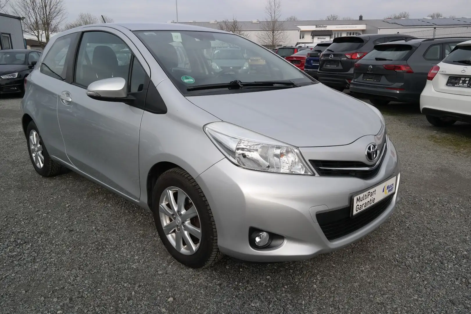 Toyota Yaris Cool 3 türig*Klima*Eleck-F*Tüv Neu*1Hand** Ezüst - 1