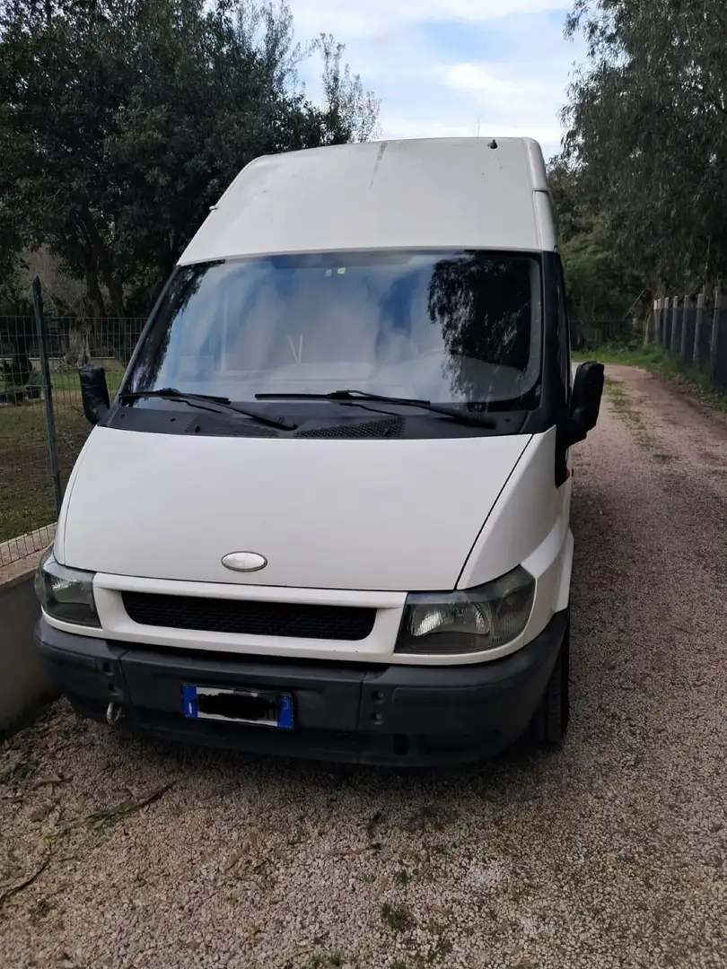 Ford Transit - 1