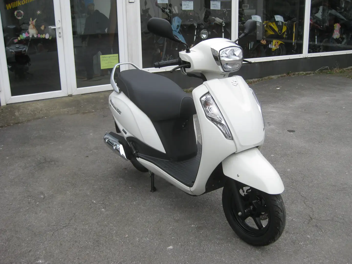 Suzuki Address 125 Blanco - 1