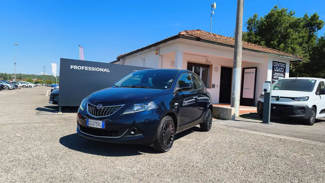 Lancia Ypsilon 2022