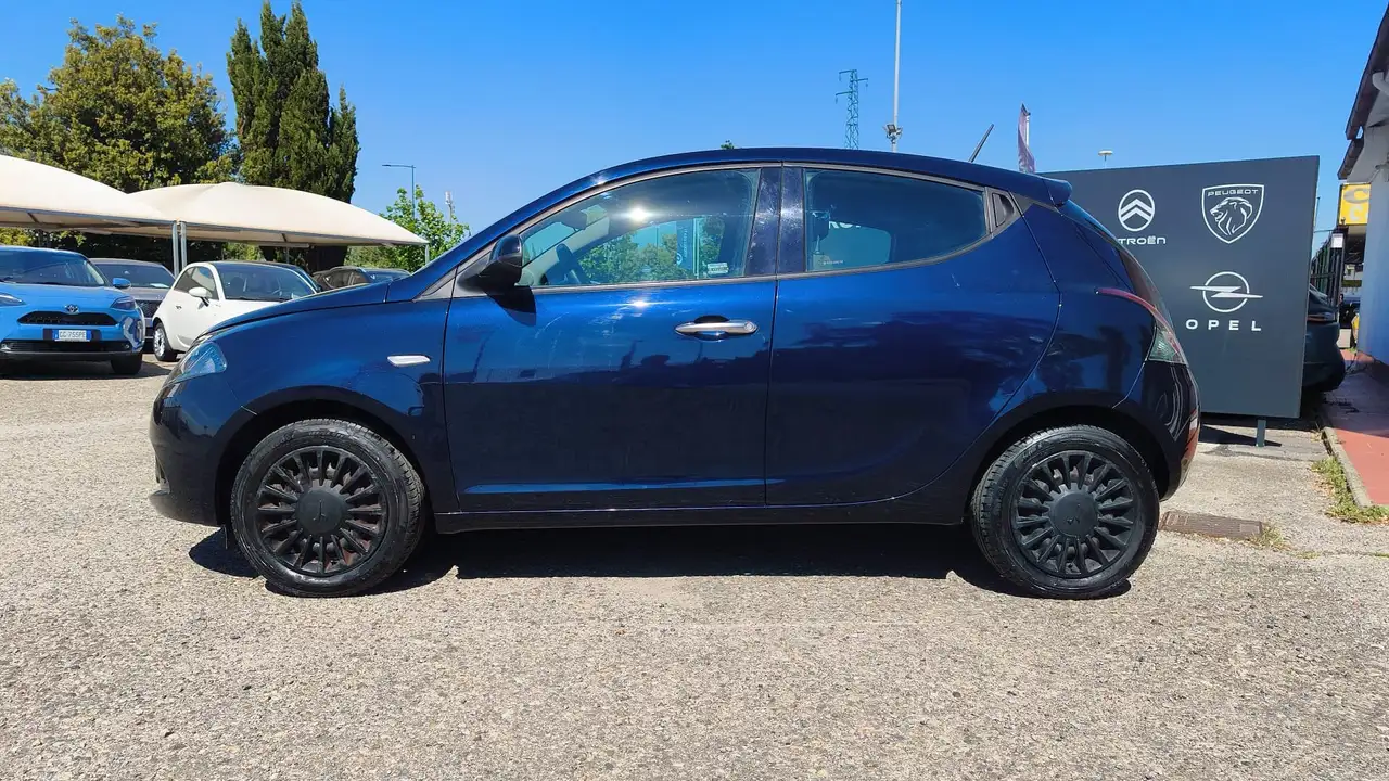 Lancia Ypsilon 2022