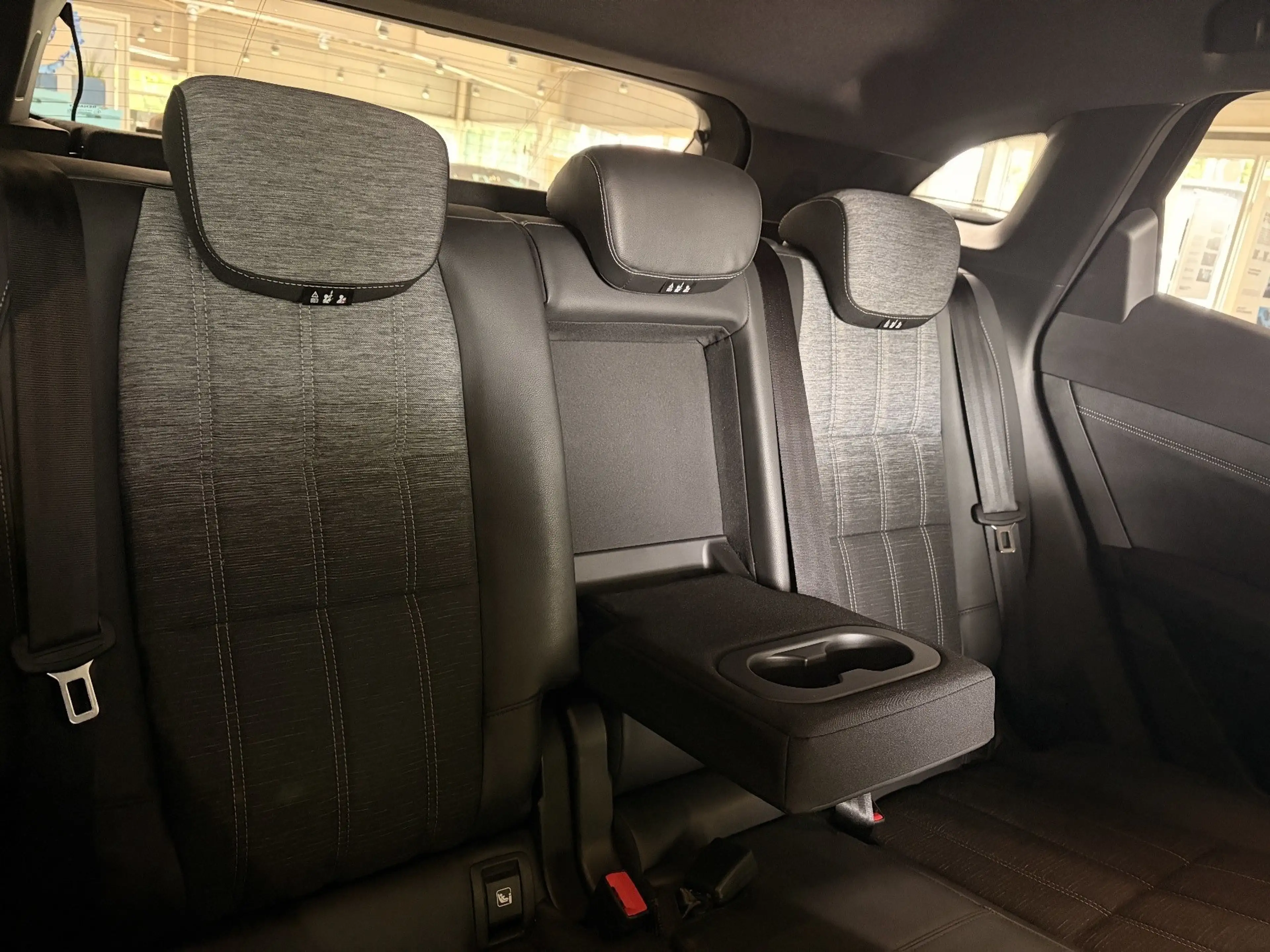 Renault Austral Techno Mild Hybrid 160 Automatik — photo 8